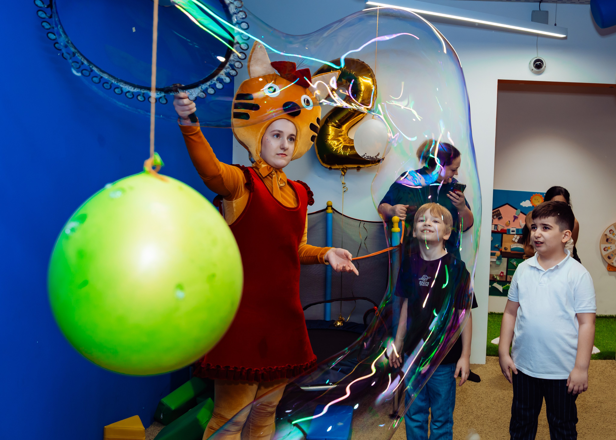 Карамелька в гостях у Романа. Крамер Юлиана детский и семейный фотограф