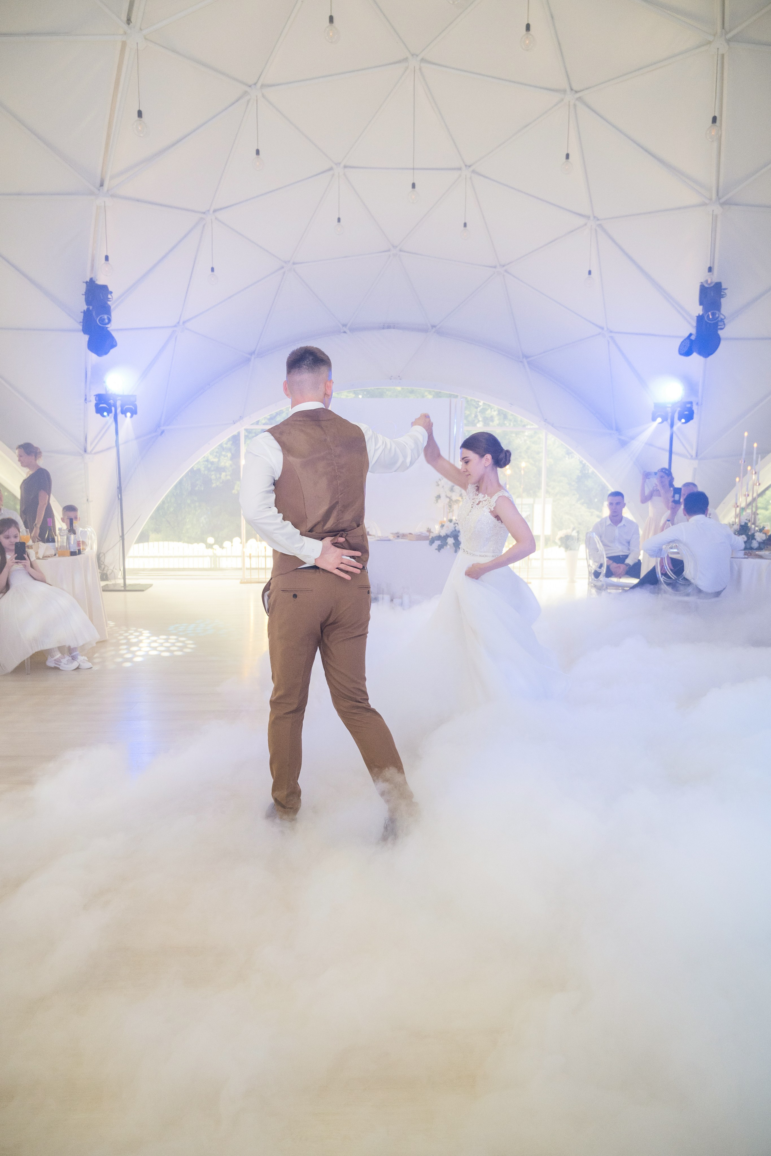 Данила & Олеся. Семейный и контент фотограф в Москве Alira