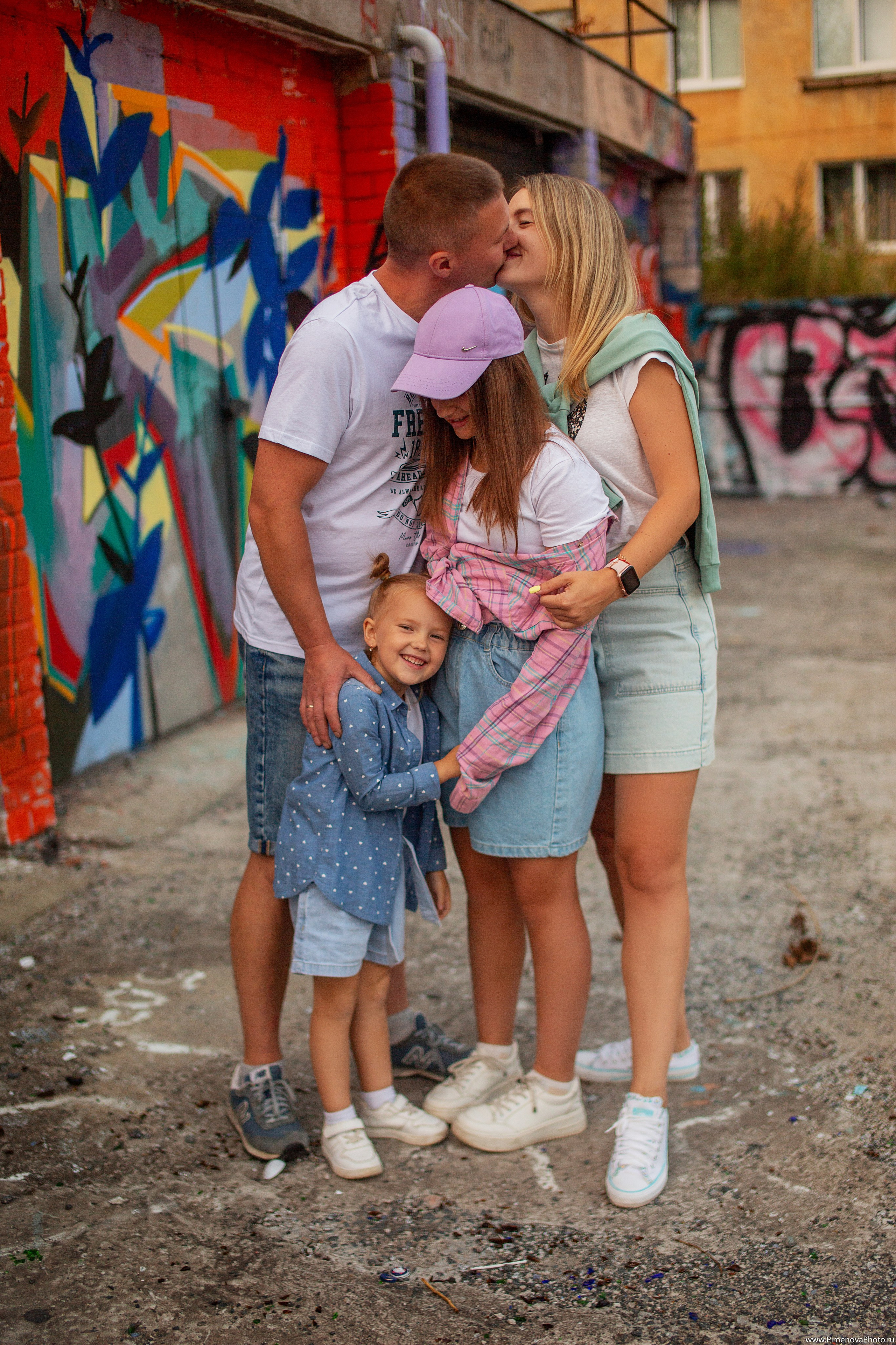 Семейная прогулка. Семейный и детский фотограф в Петрозаводске