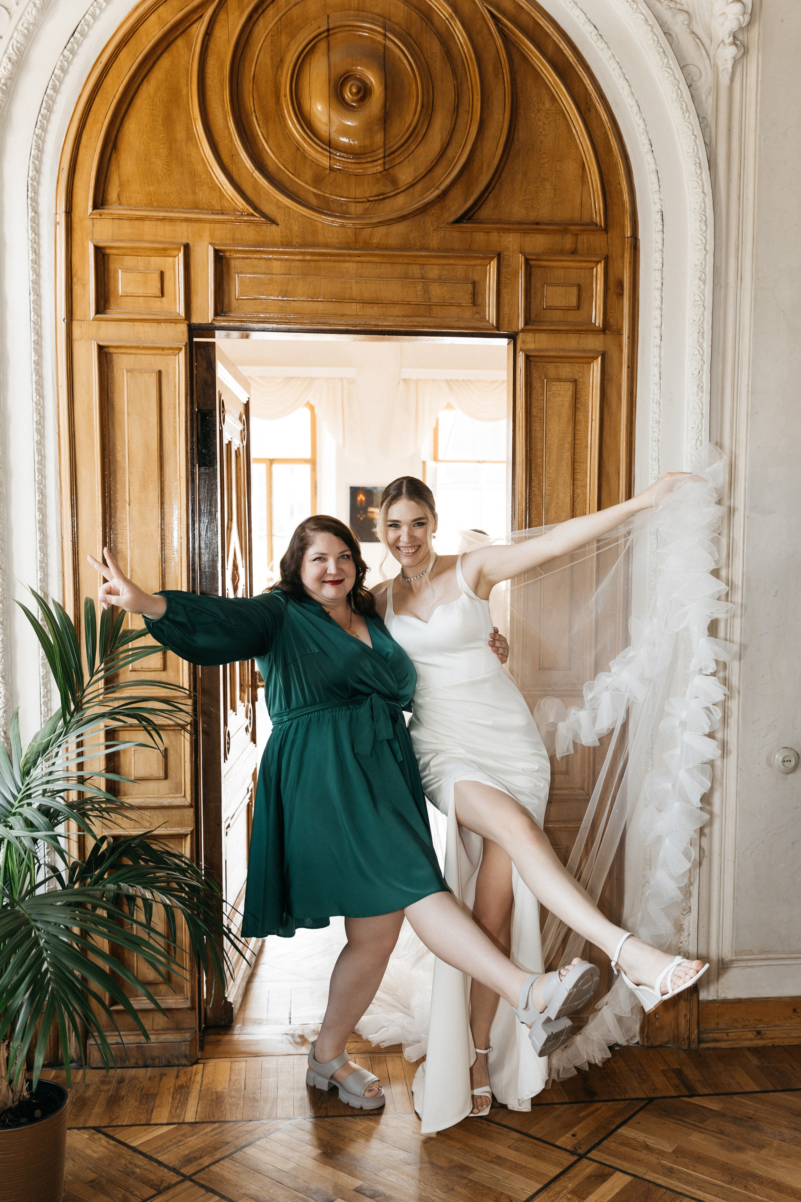 Свадебная фотосессия в Библиотеке имени Пушкина