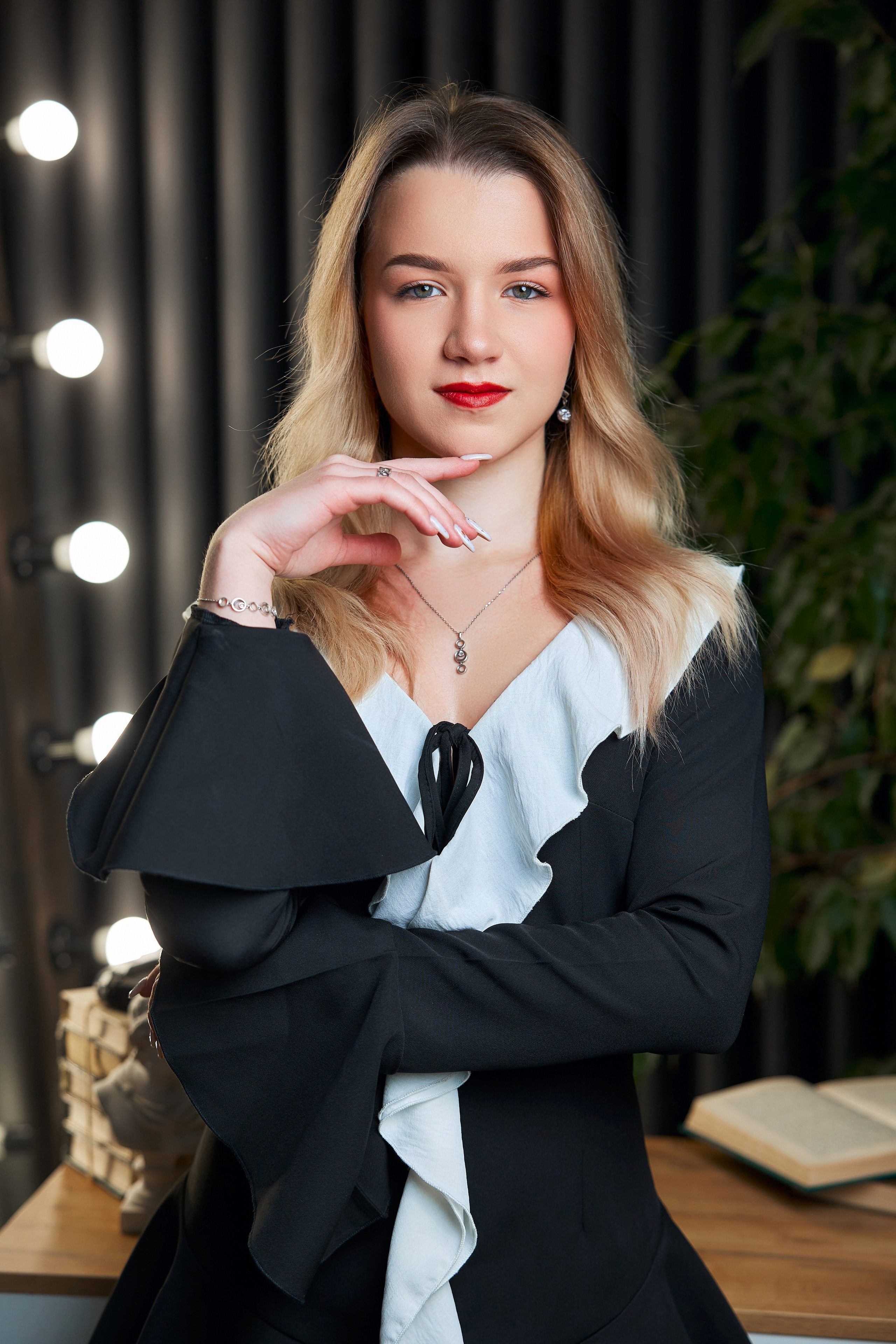 9 — 11 классы. Выпускные альбомы в Рыбинске и Ярославле