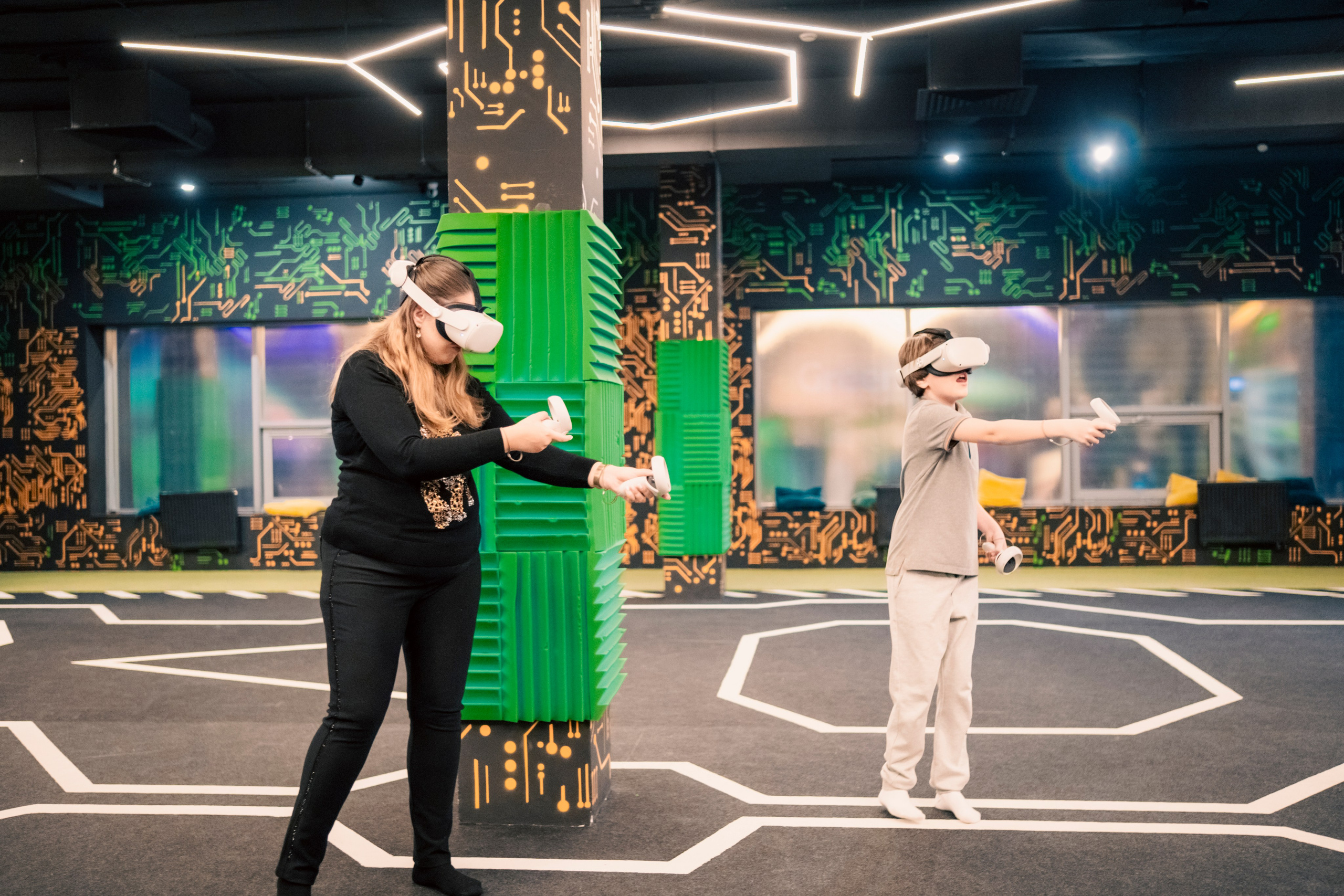 VR April-May. Felixtones