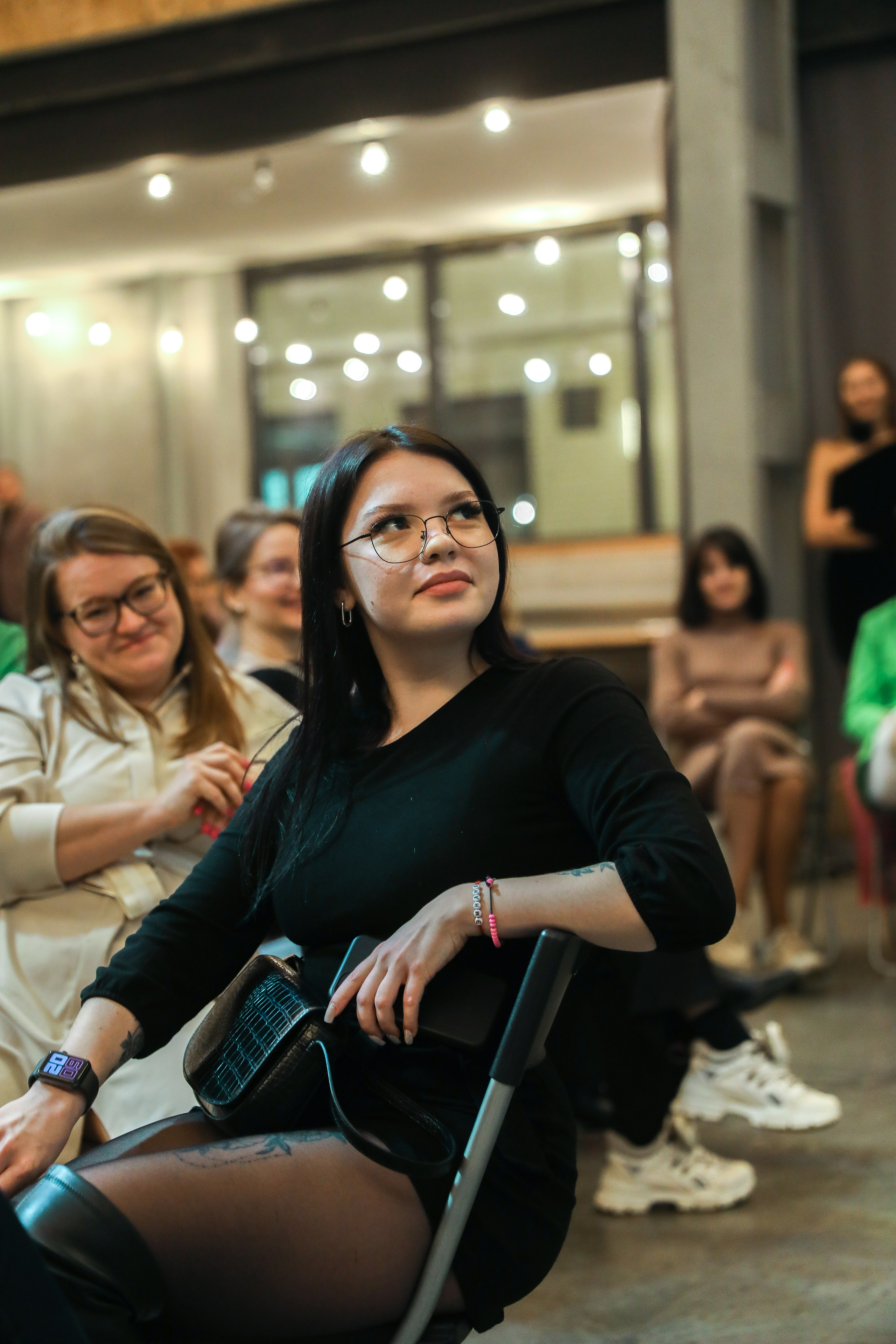 БИЗНЕС ФАКТ. Photographer Viktoriya Markushina «My world throug»