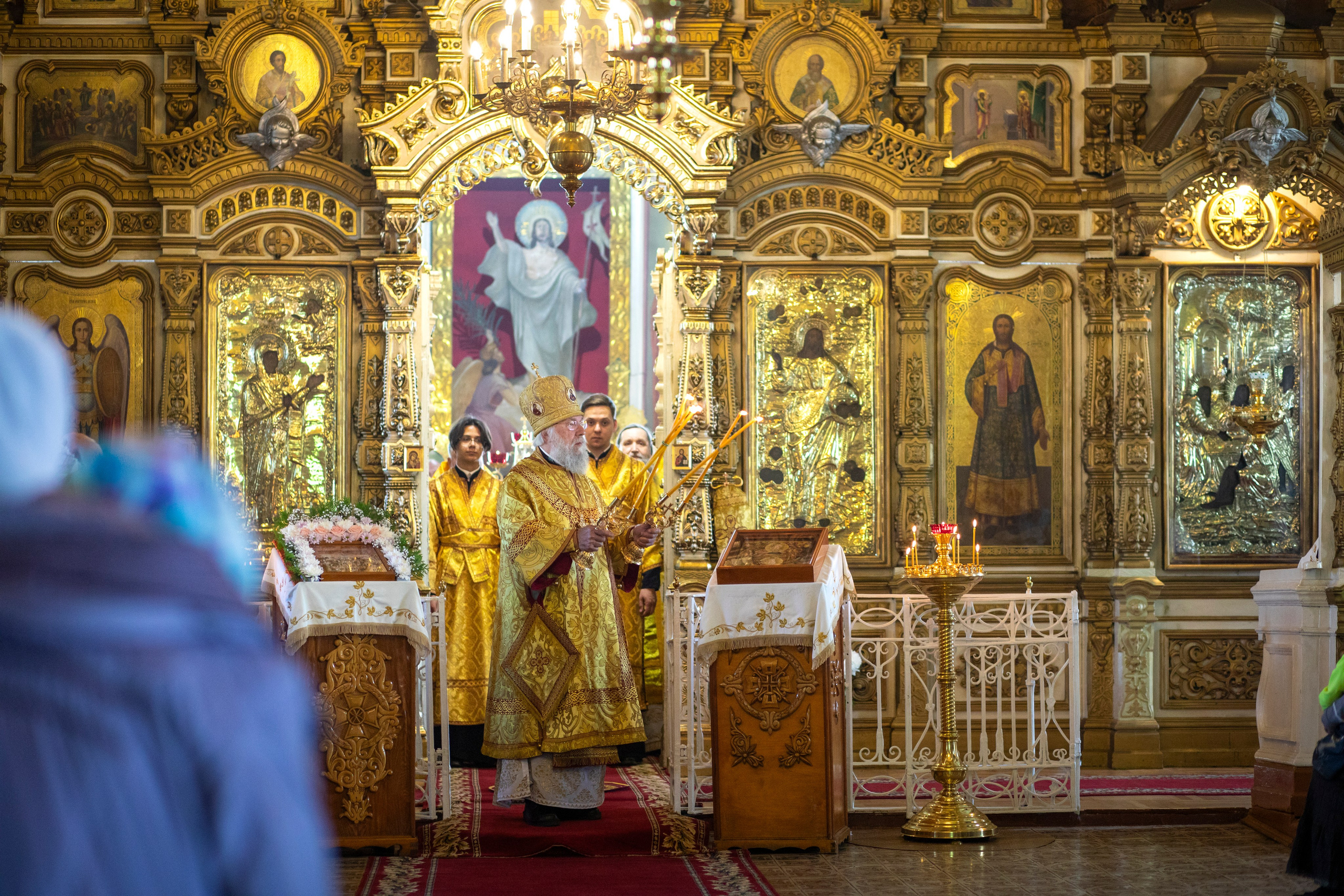 Служба епископа Александровского и Юрьев-Польского Иннокентия. Арт- фотограф Москва