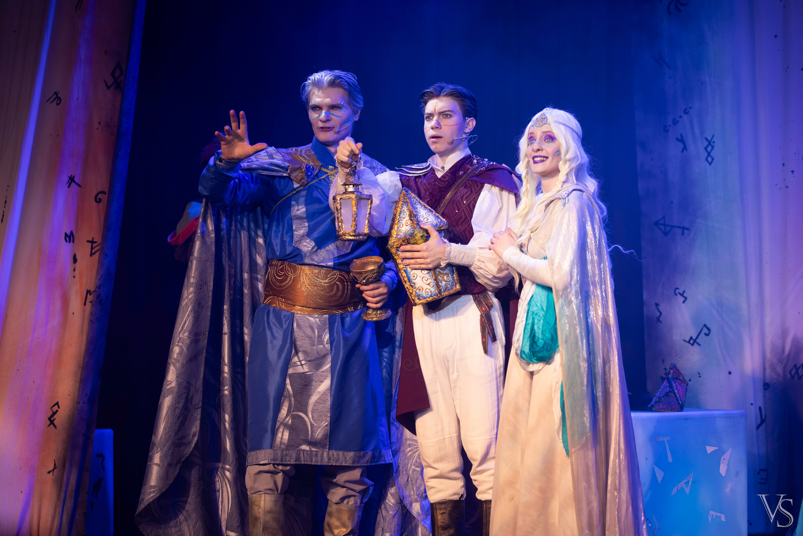 Книга стихий 25.01. Фотограф Виктор Степанов