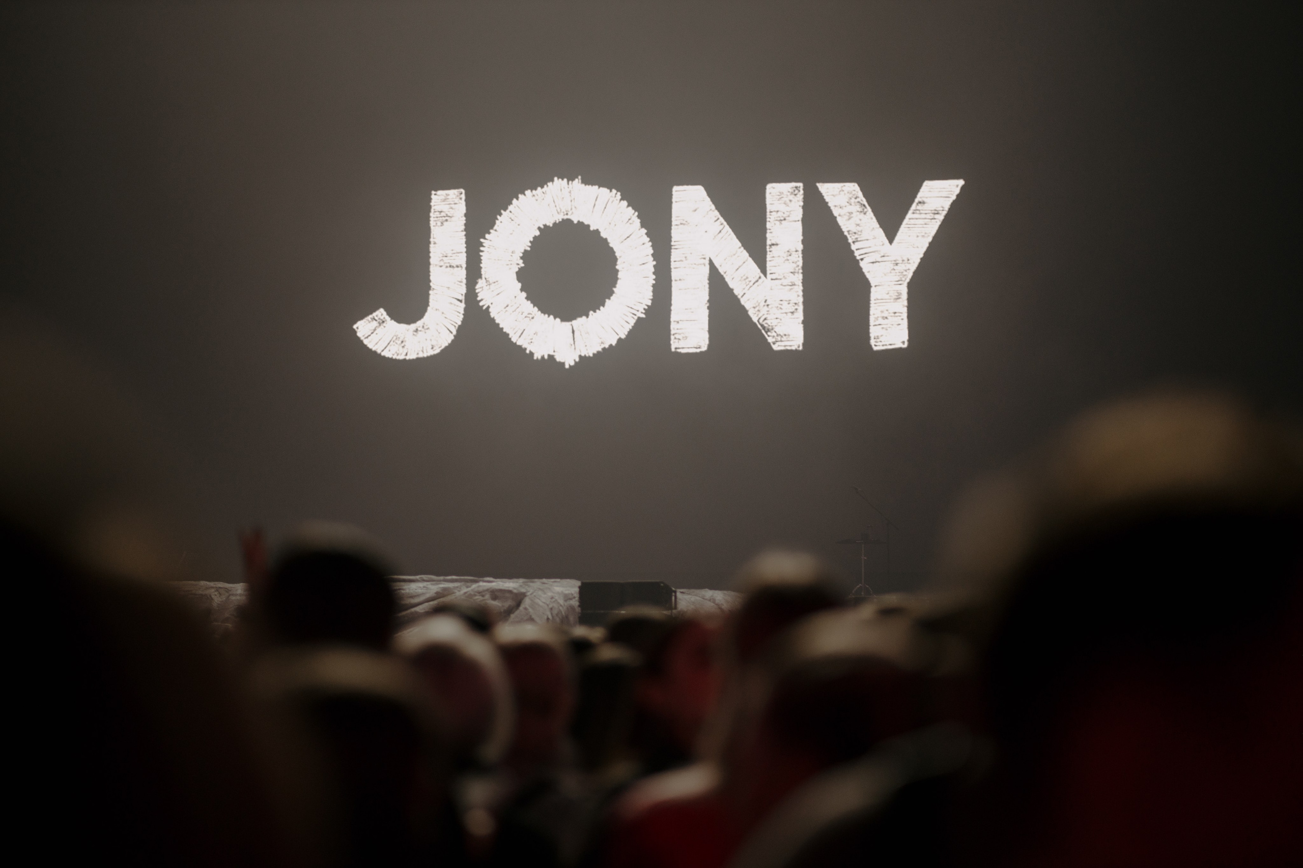 Концерт JONY. Фотограф в Москве