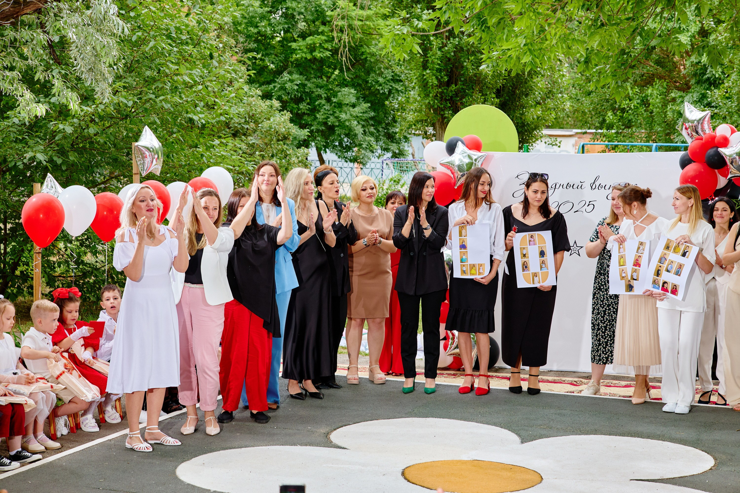 Выпускной 45 сад. Фотограф Выпускные альбомы Таганрог Сергей Коробченко