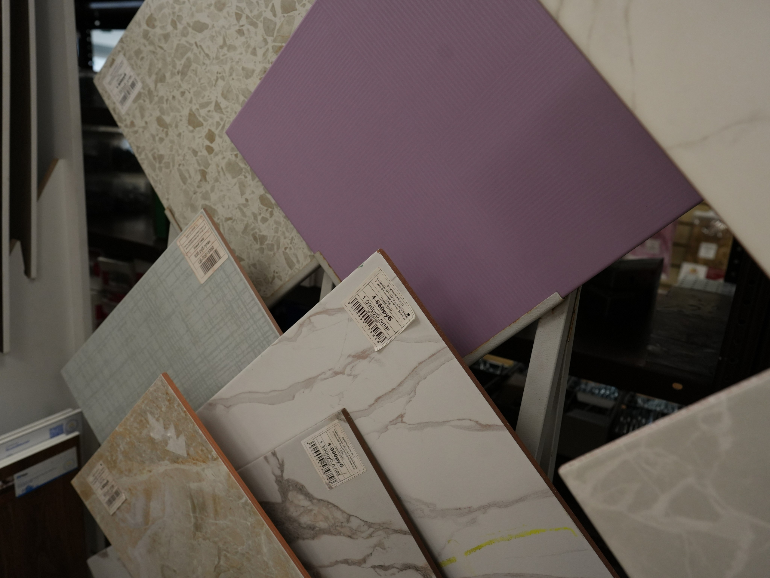 Керамическая плитка. Строительный магазин низких цен Экономкин