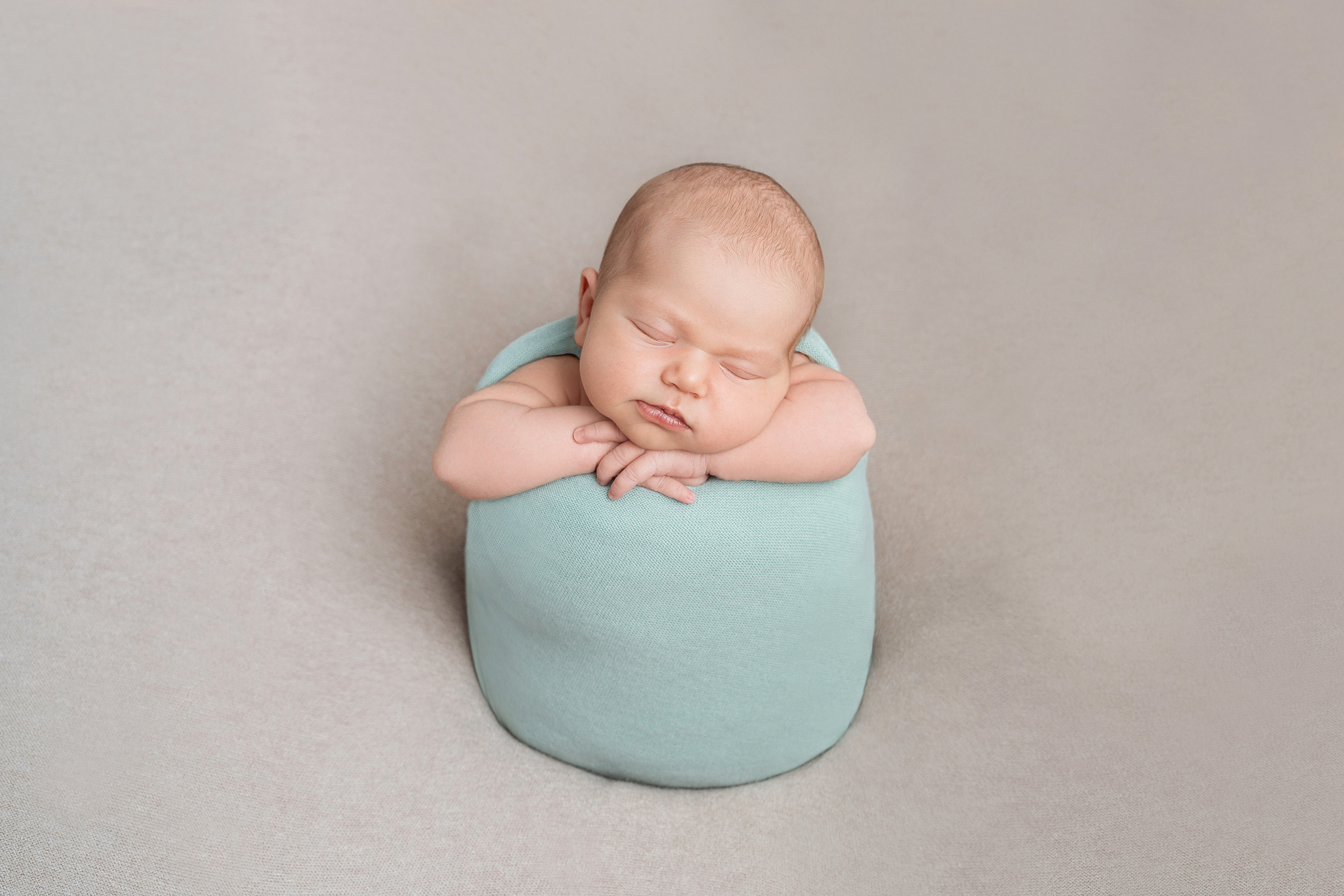 Новорожденные. Фотограф новорожденных и родов в Екатеринбурге Куклина Анна
