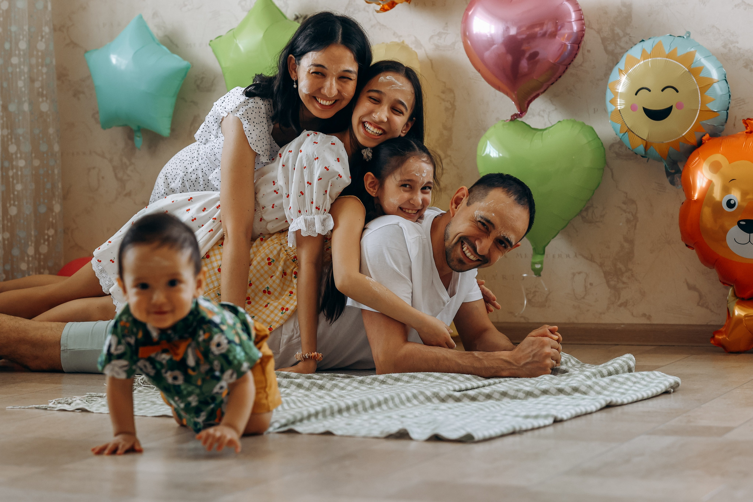 Годовасие маленького львенка. Детский фотограф в Дубне и Кашине Елена Карпушина