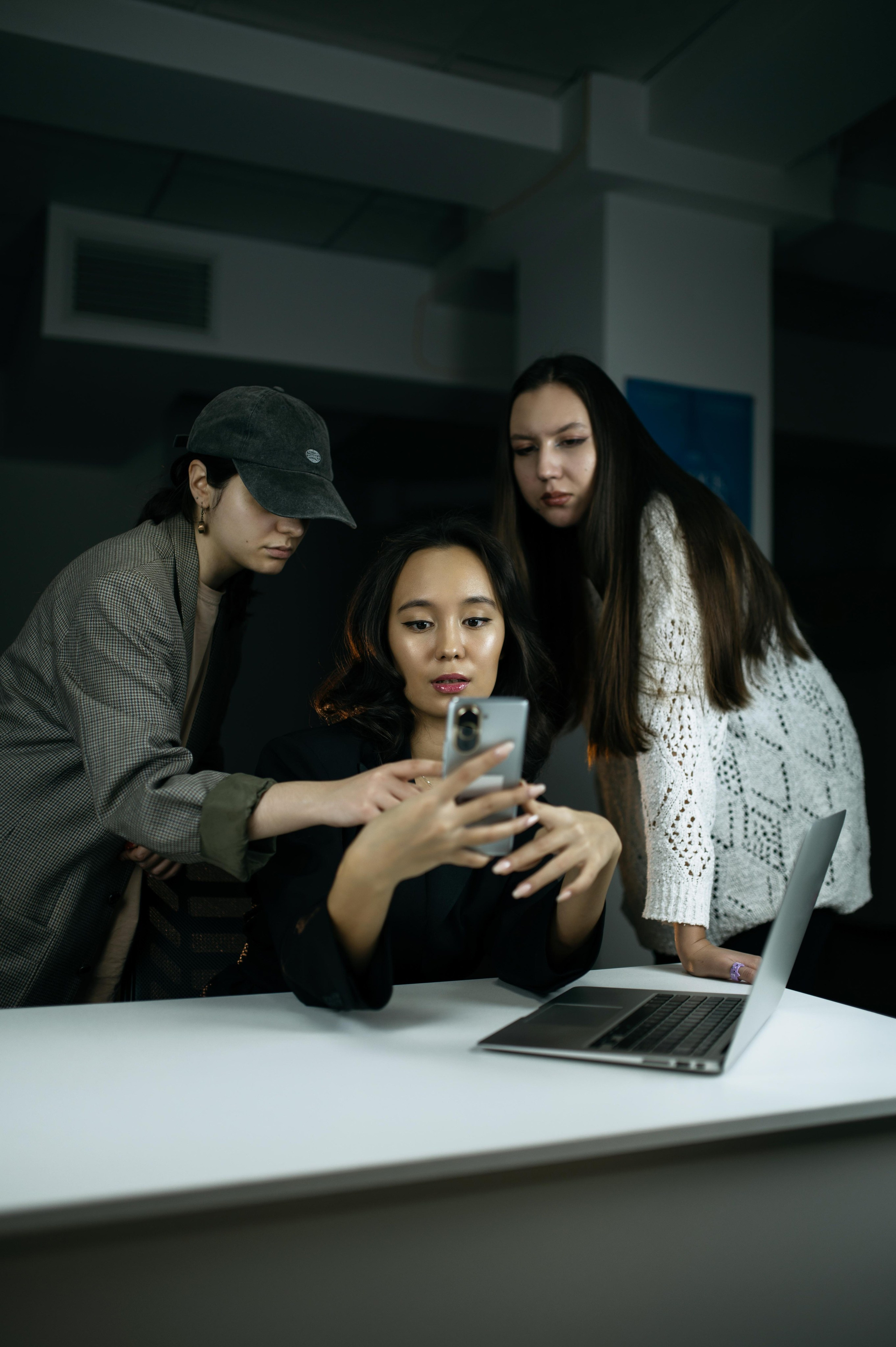 HUAWEI nova 10 Pro. Коммерческий фотограф в Алматы