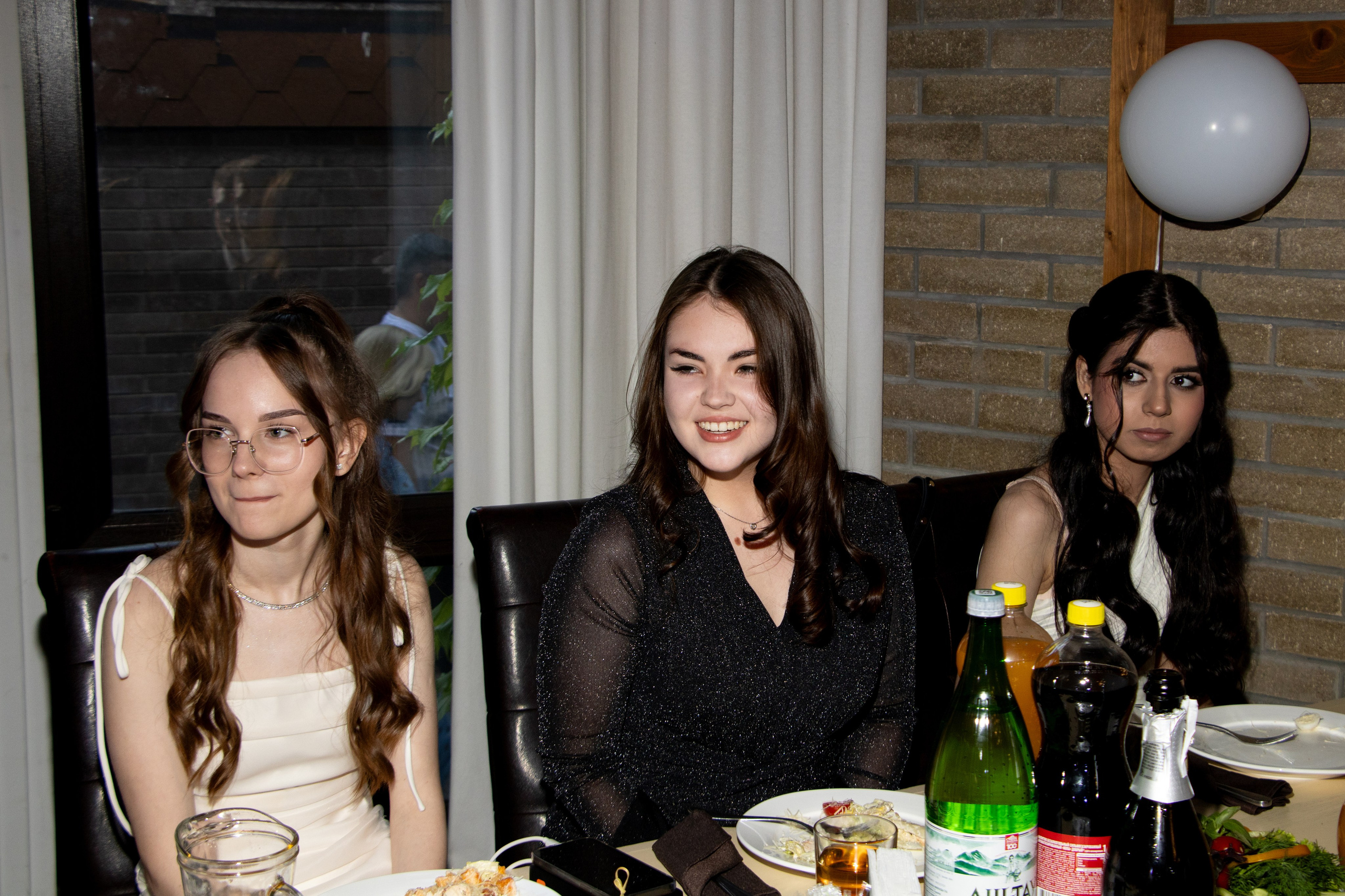 Выпускной 9 класс. Фотограф Лысенко Полина