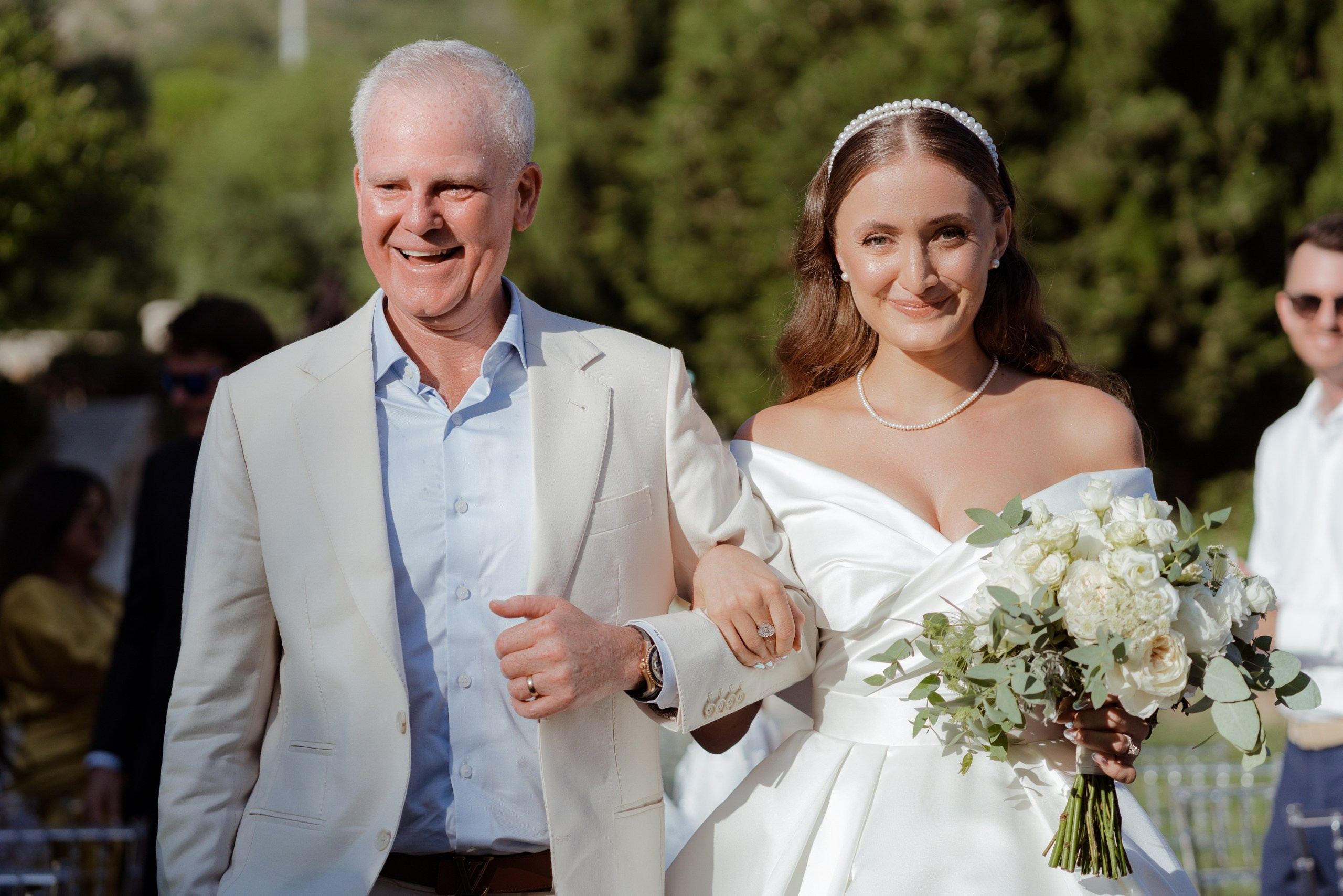 Julie and George. Elopement Wedding Photographer