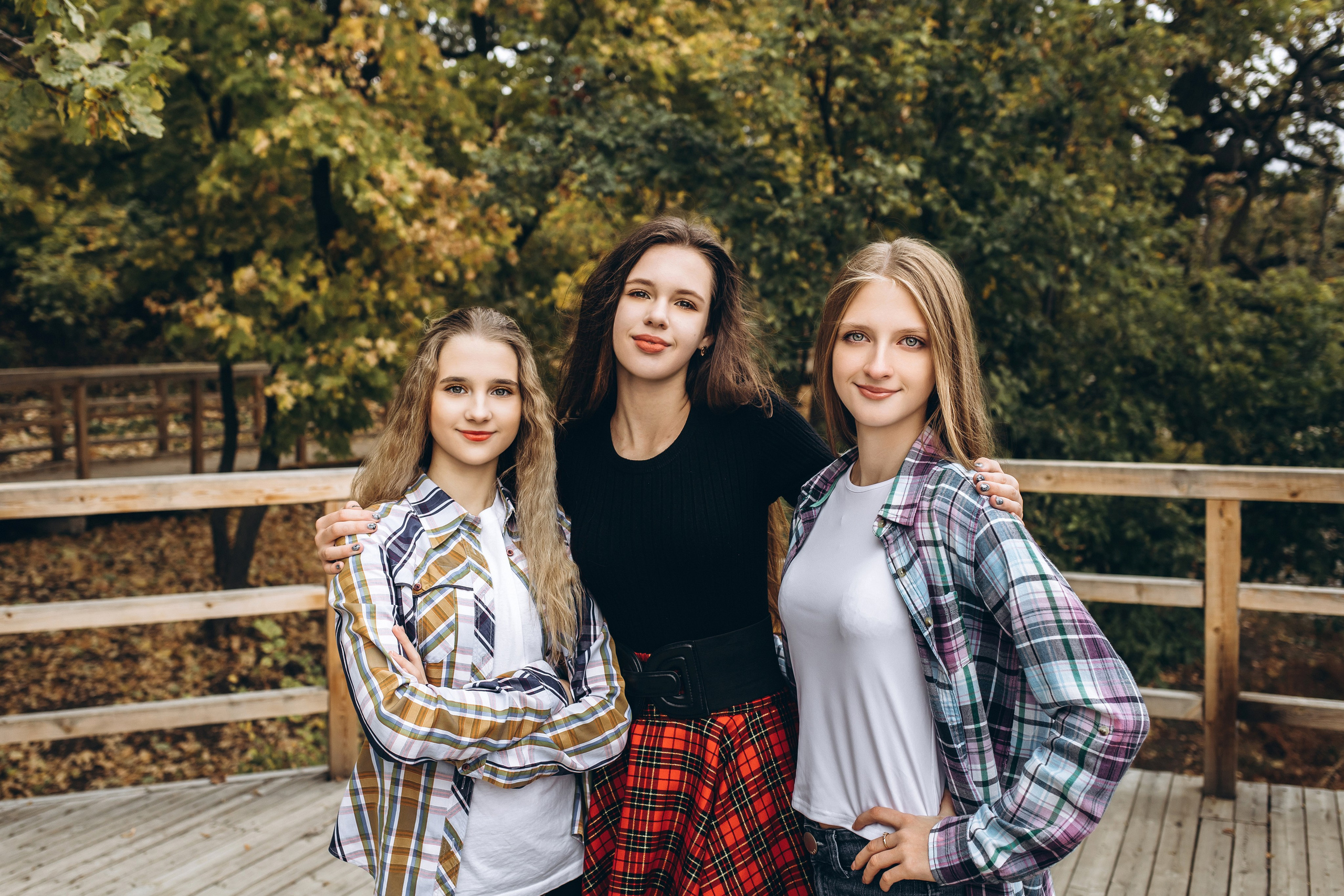 Выпускной класс на альбомы в школе+природа. Портретный и семейный фотограф в Саратове Елена Шустова