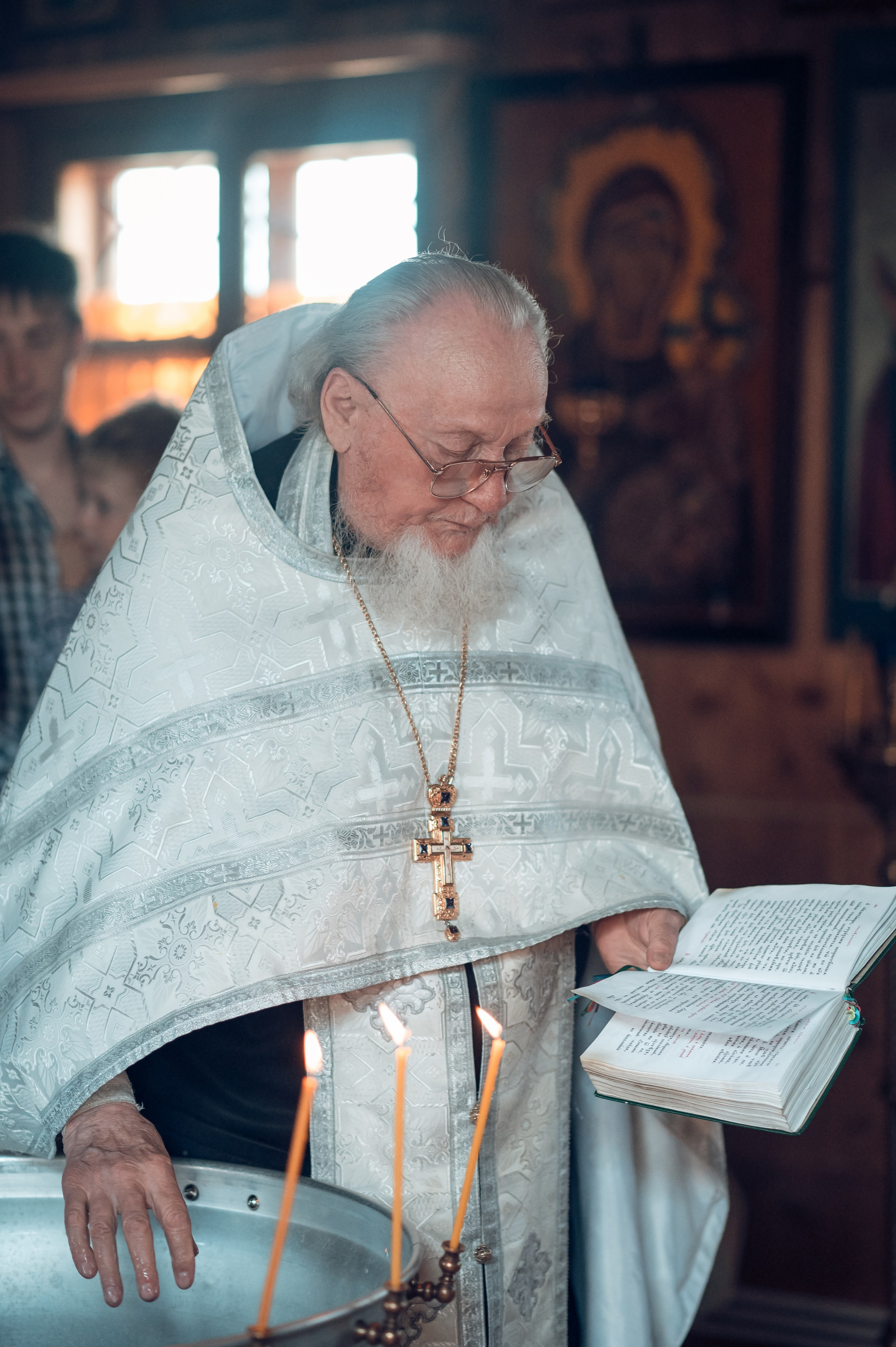 Церковь Покрова Пресвятой Богородицы в Полянах. Семейный фотограф Олеся Батурина Рязань