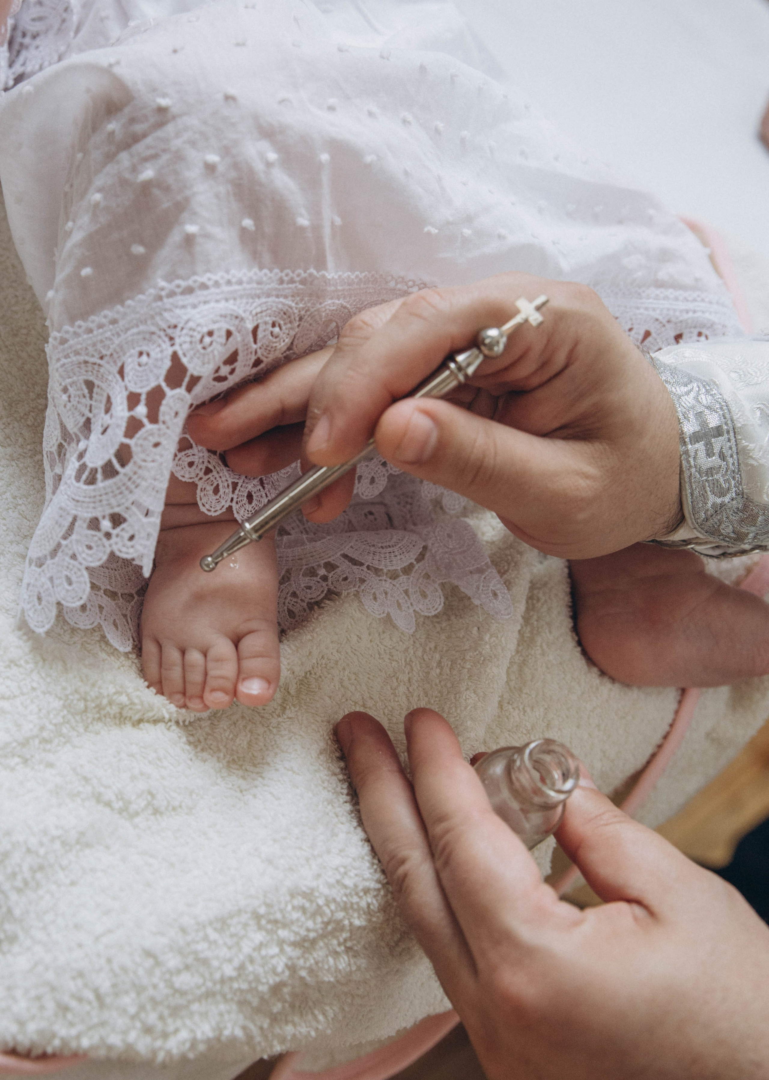 Таинство Крещения. Фотограф новорожденных в Волгограде и Волжском Карина Воробьева