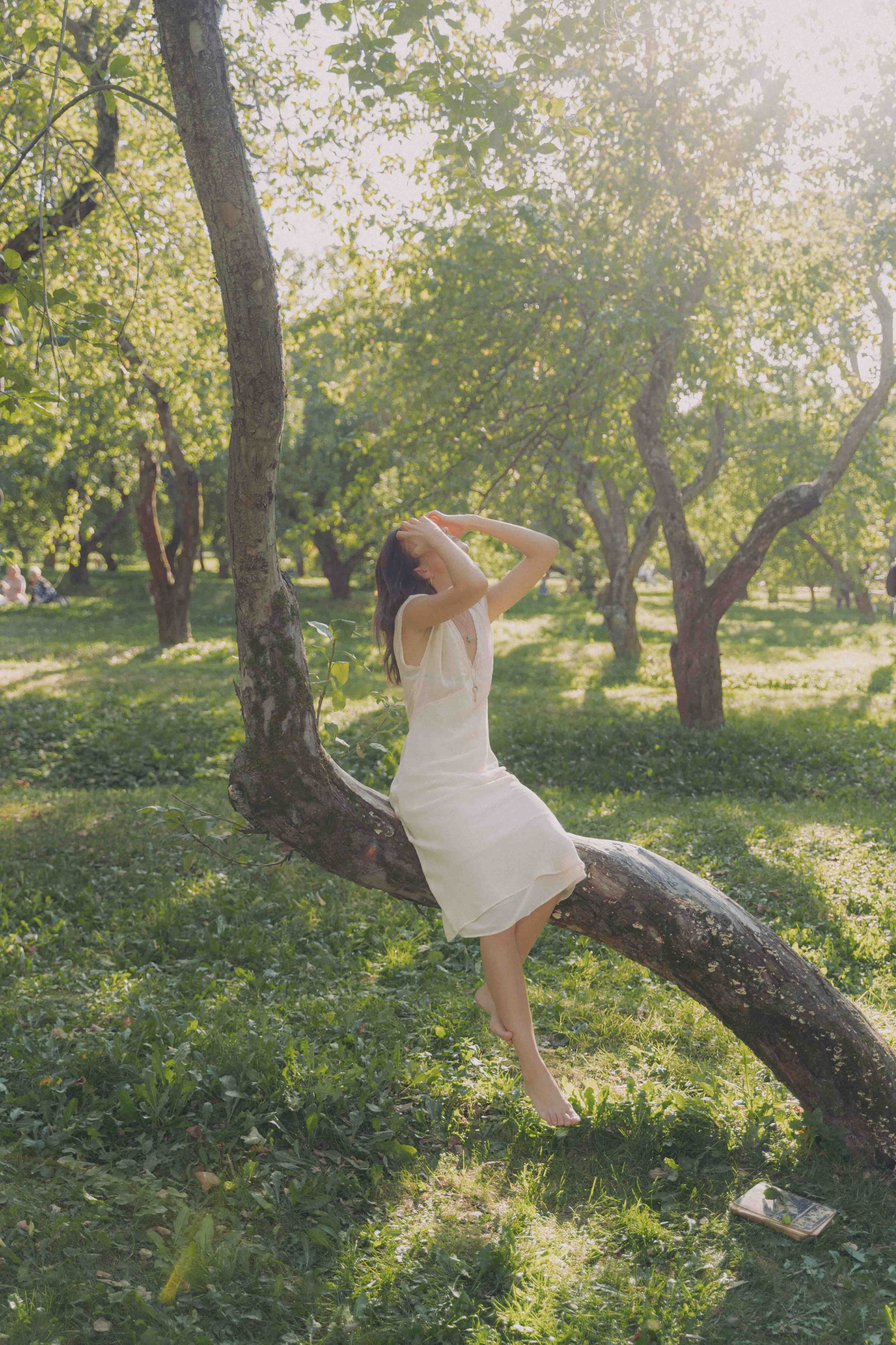Яблоневый сад и гамак. Фотограф и видеограф в Москве и Абу Даби Мария Кулагина