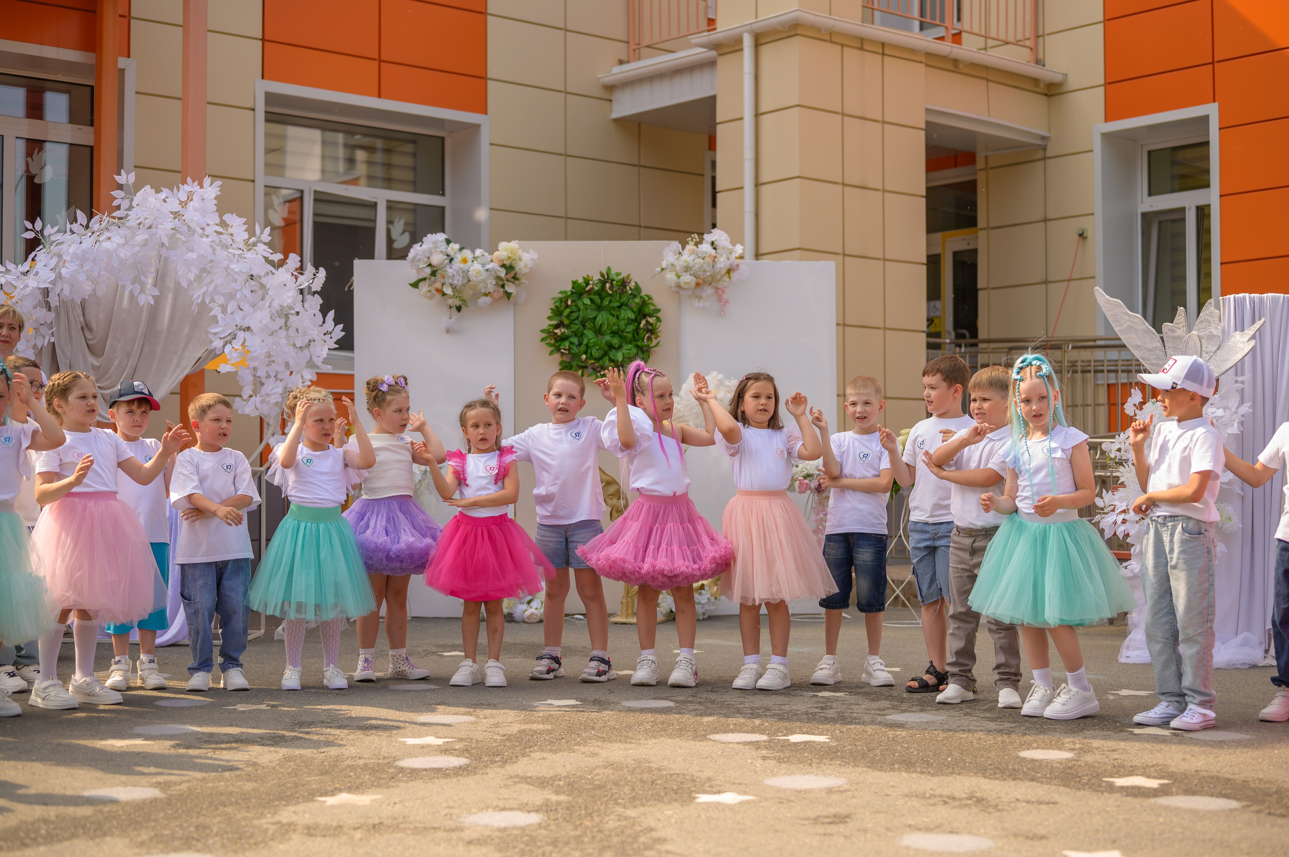 Репортаж выпускного группа «Фантазёры» 3 садик. Фотограф новорожденных, семейный детский в Тюмени Татьяна Морозова