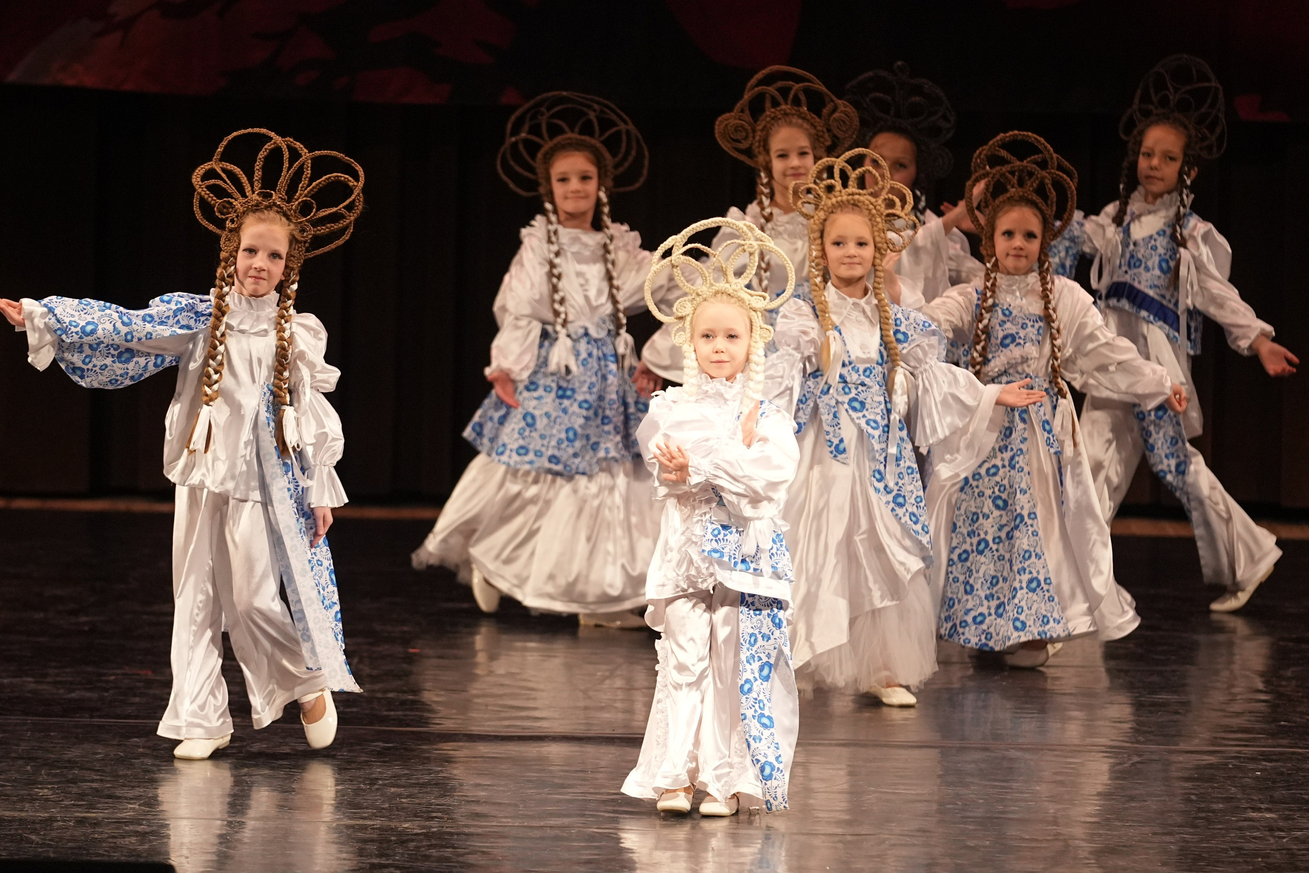 7 декабря, блок 1, г. Москва. Золотое яблочко