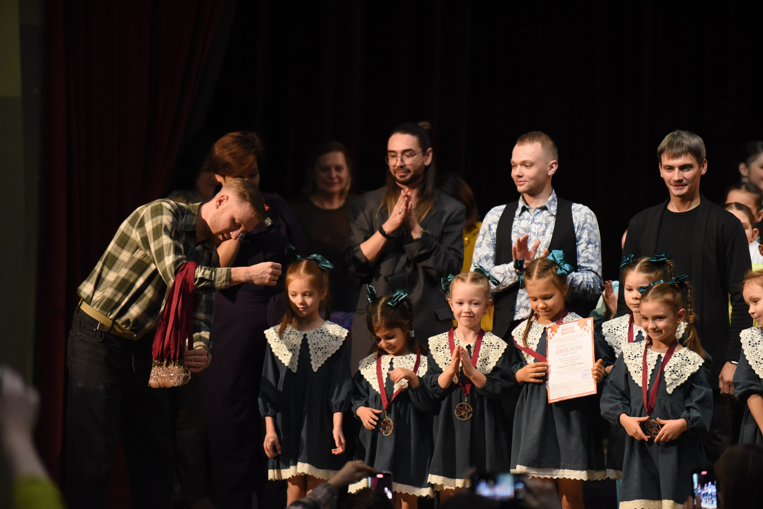 17 ноября, 3 блок, г. Москва. Золотое яблочко