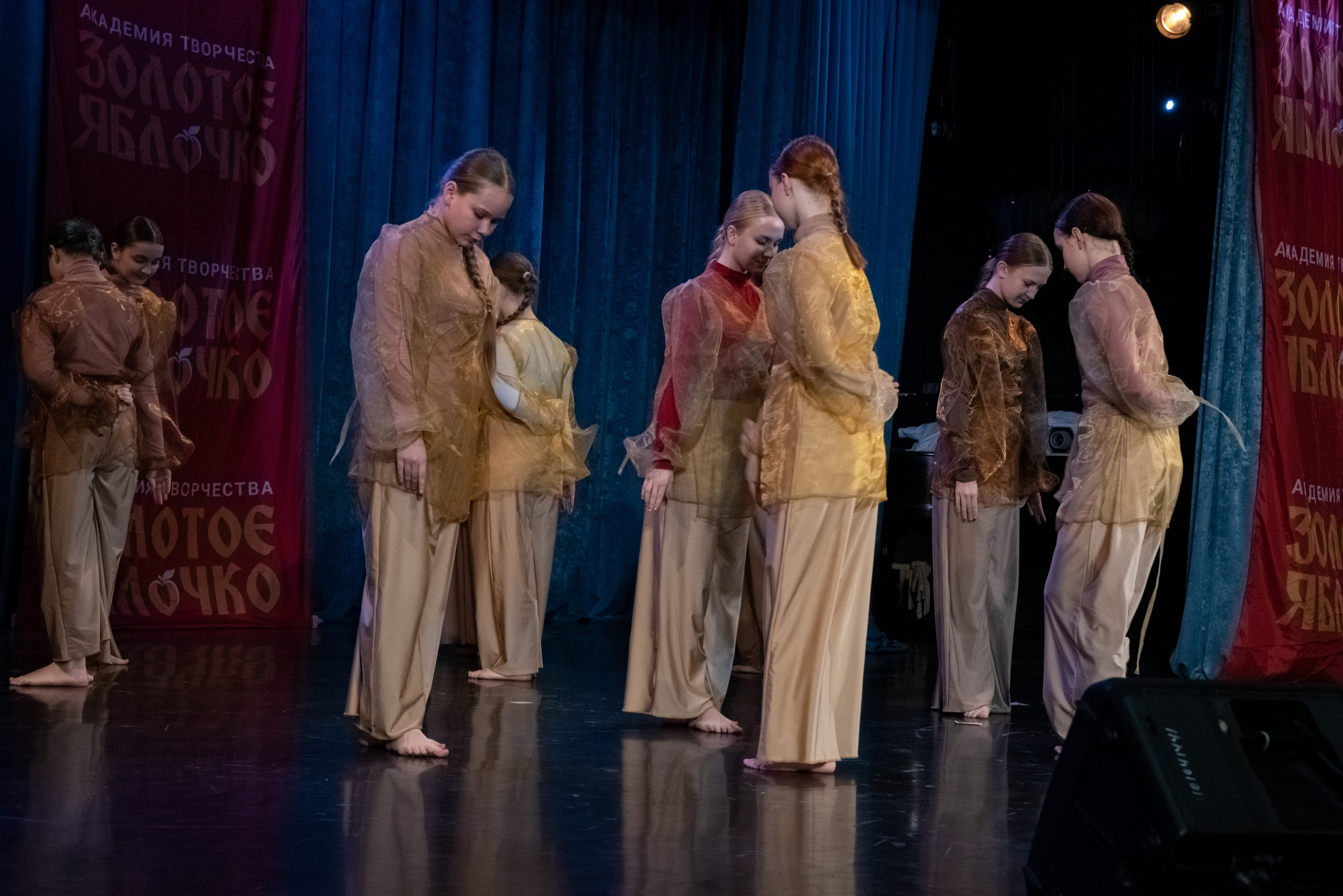 7 декабря, г. Выборг. Золотое яблочко