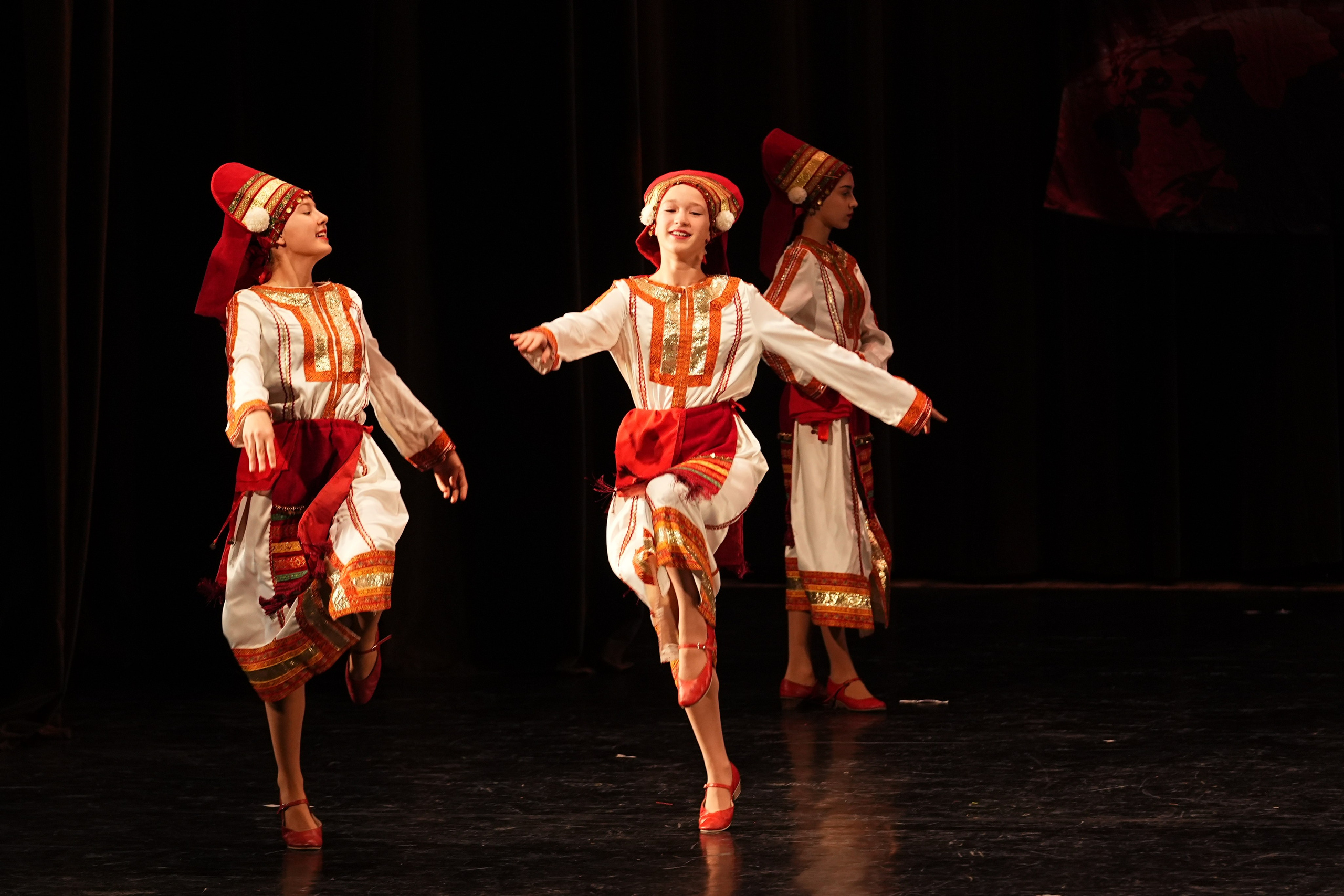 7 декабря, блок 1, г. Москва. Золотое яблочко