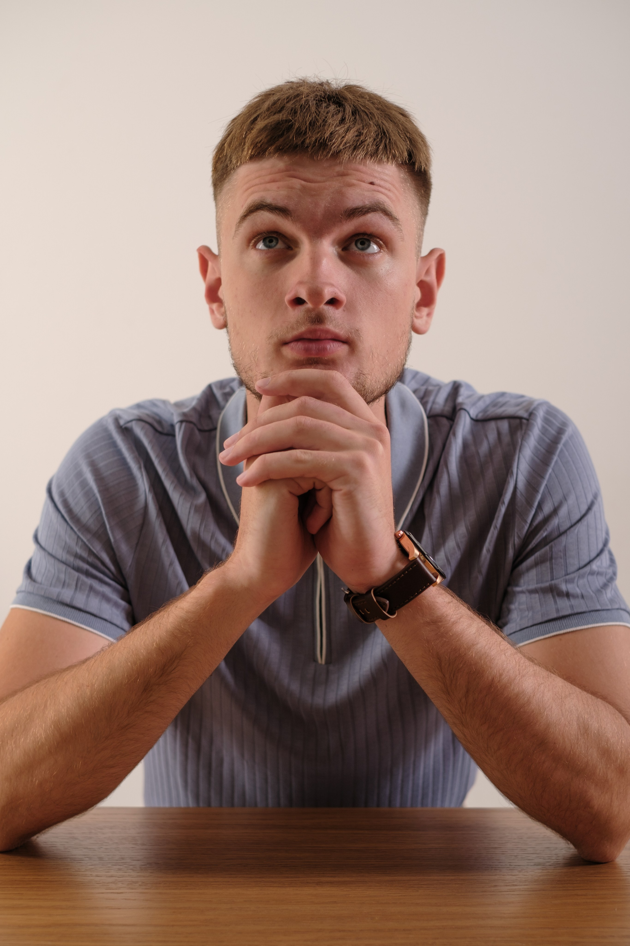 Владимир. Профессиональная фотосъемка в Крыму. Натуральные эмоции и живые кадры. Забронируйте дату прямо сейчас!