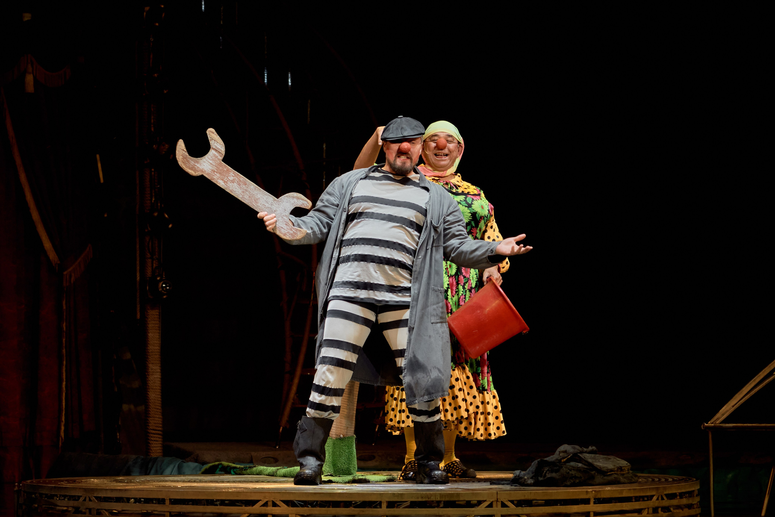 Цирк «На воде». Фотограф