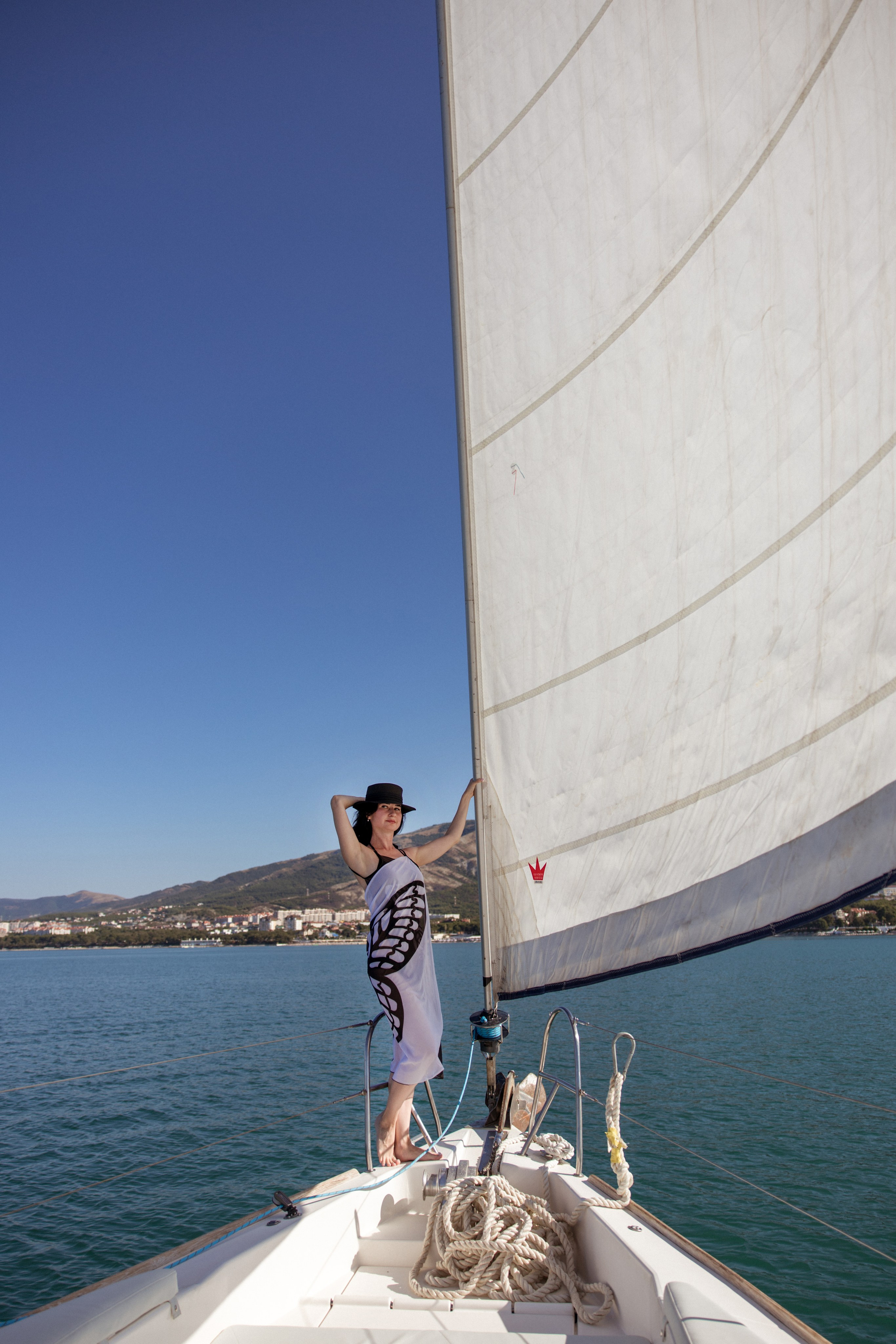 Таня и Юля на яхте 2024. Семейный и свадебный фотограф в Геленджике Михаил Шматов