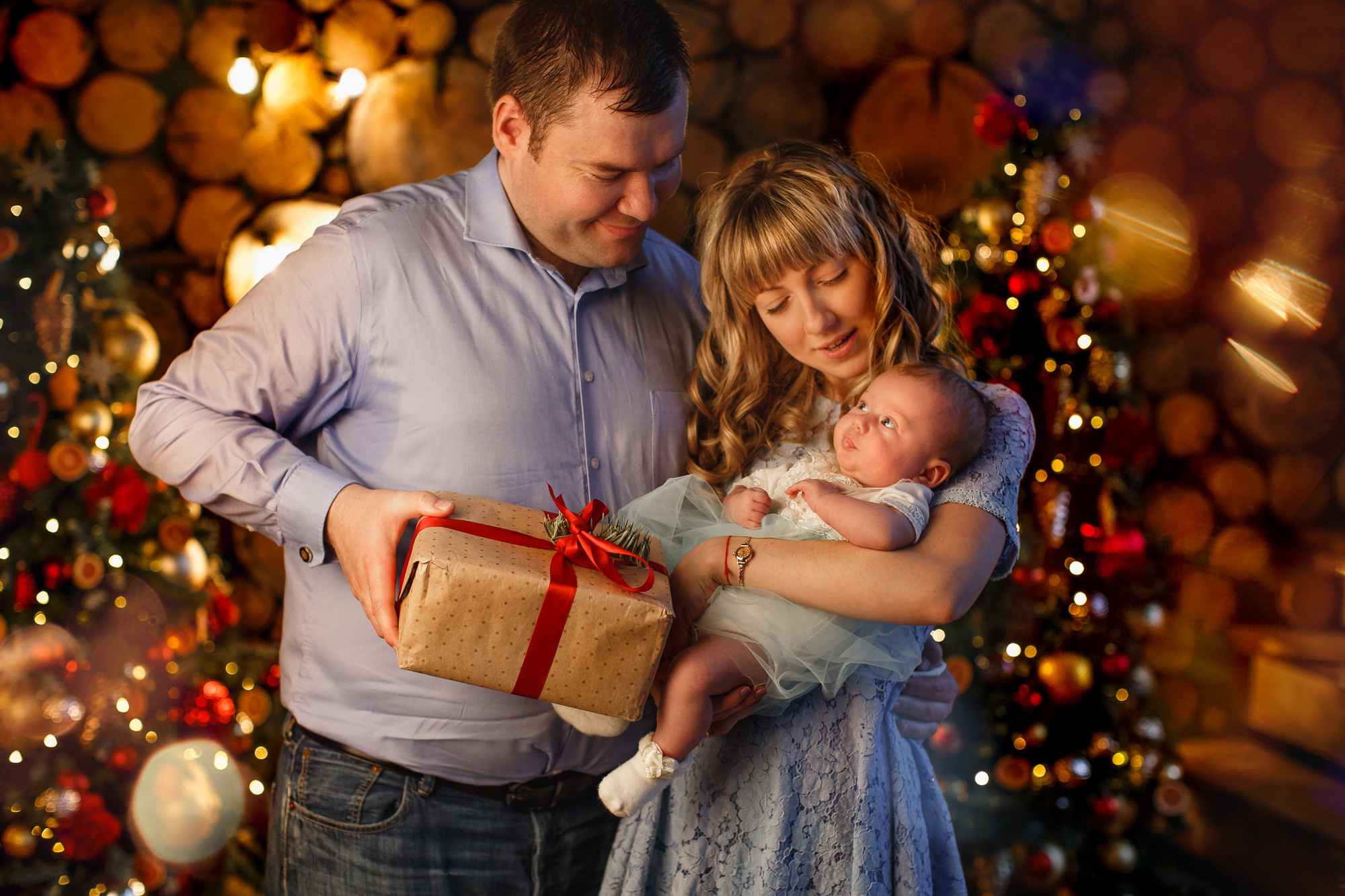 Новогодние съёмки. Фотограф на крещение и венчание, дни рождения и праздники
