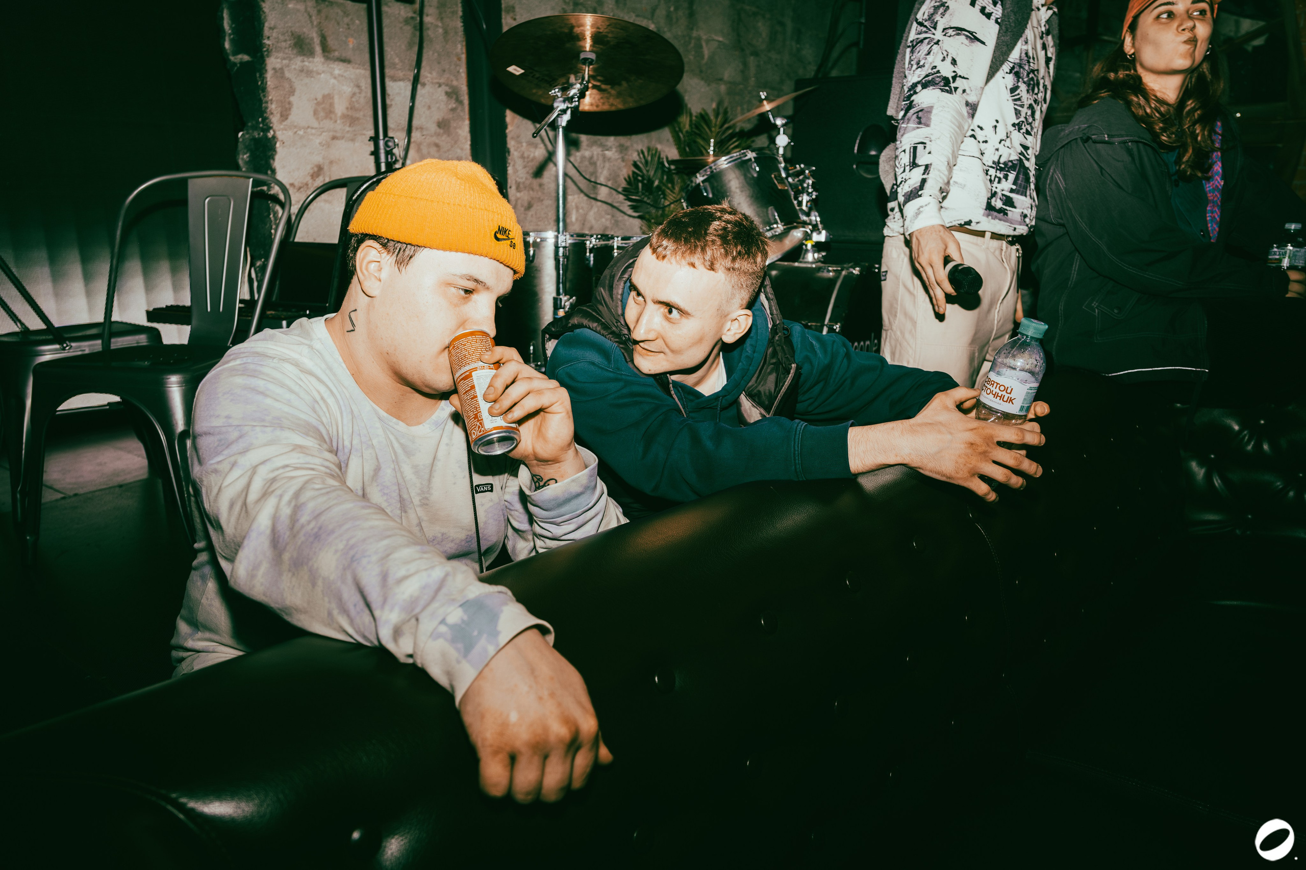 ODD.CLUB 04/04 (@youlovebu). Соня бу тебя сфоткала