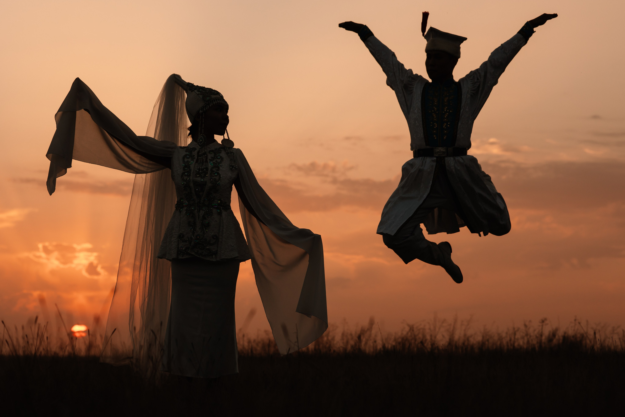 Предсвадебная фотосессия Виктора и Дины. Свадебный и семейный фотограф в Элисте Лиджик Сарлов