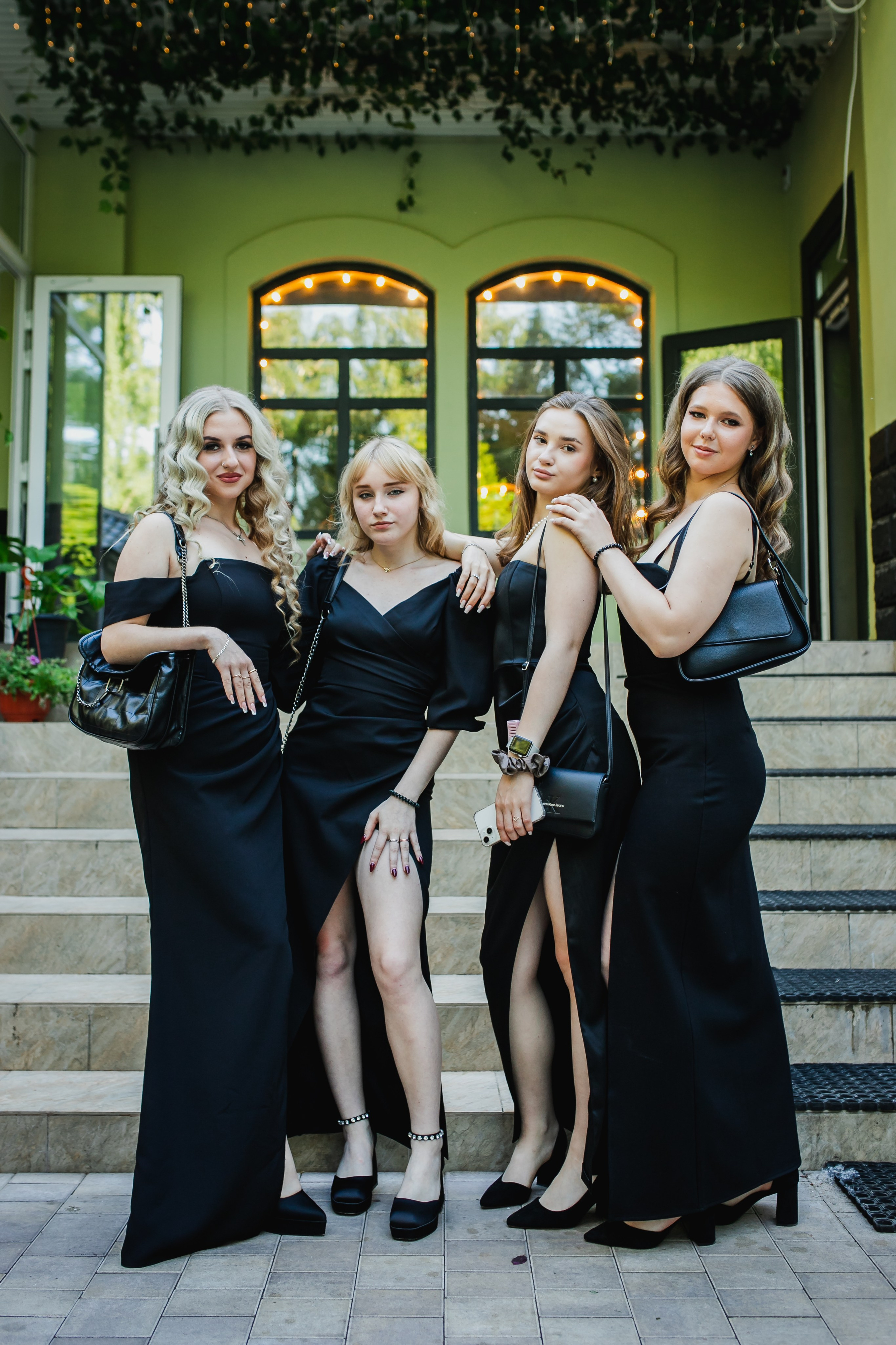 Выпускной. Aleksandra-zapjdobnikova.wfolio.pro