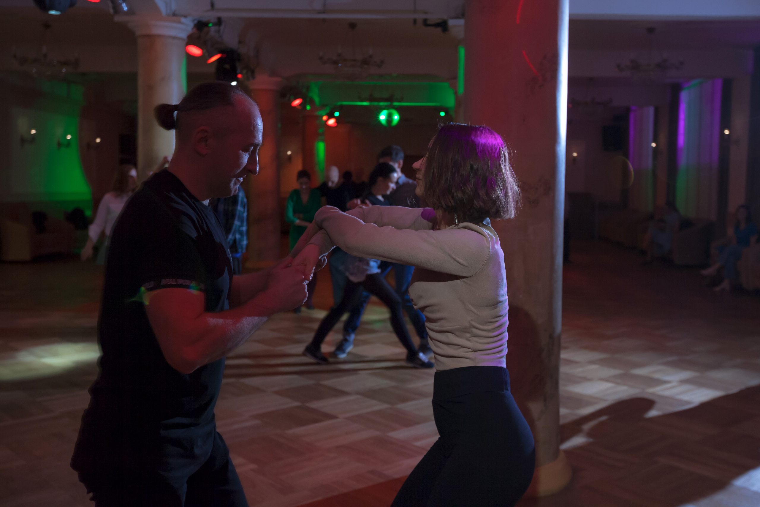 Вечер бачаты. Семейный и предметный фотограф Мария Львова Санкт-Петербург flitphoto