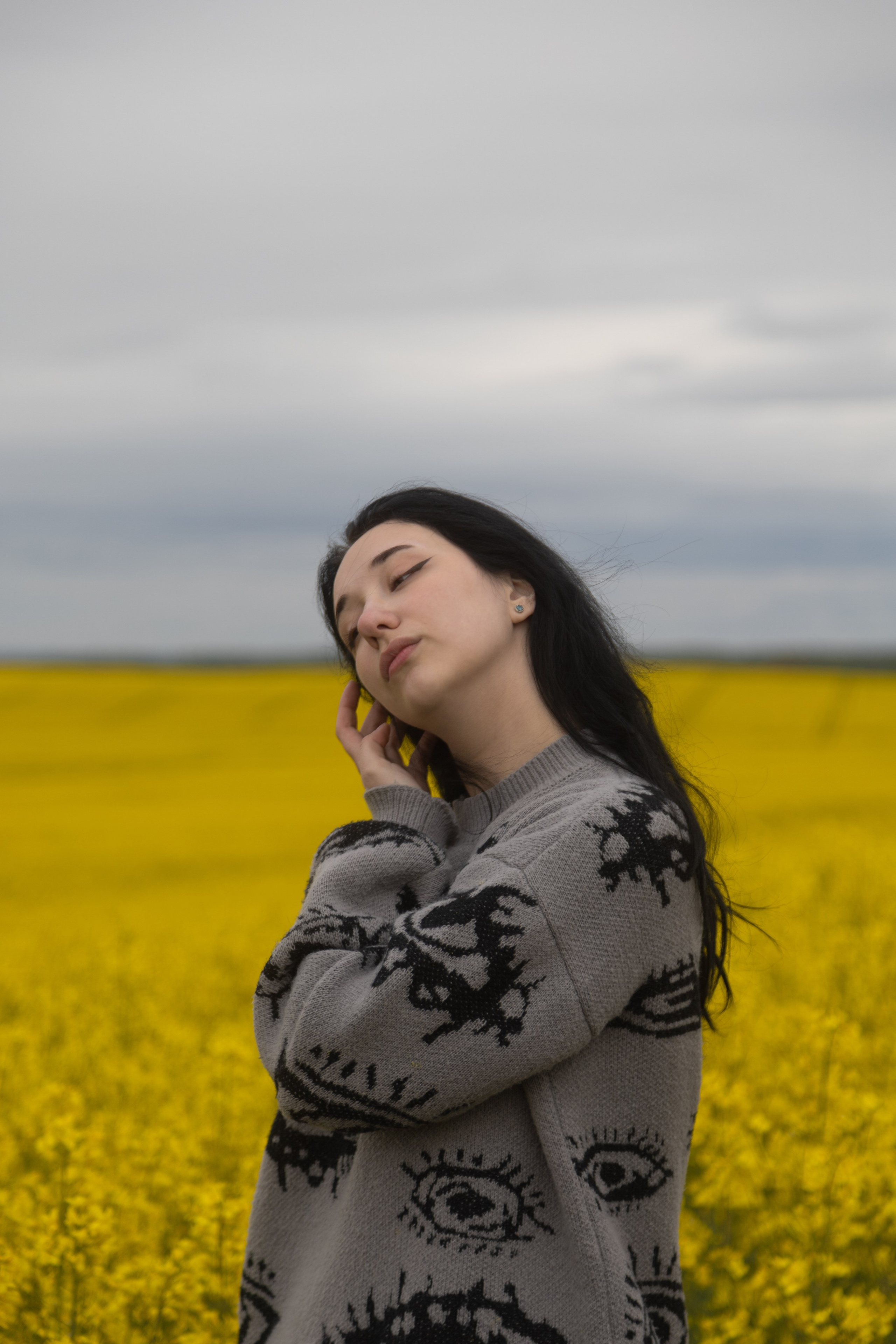 Полина Л — (Рапсовое поле). — Digital Noise —