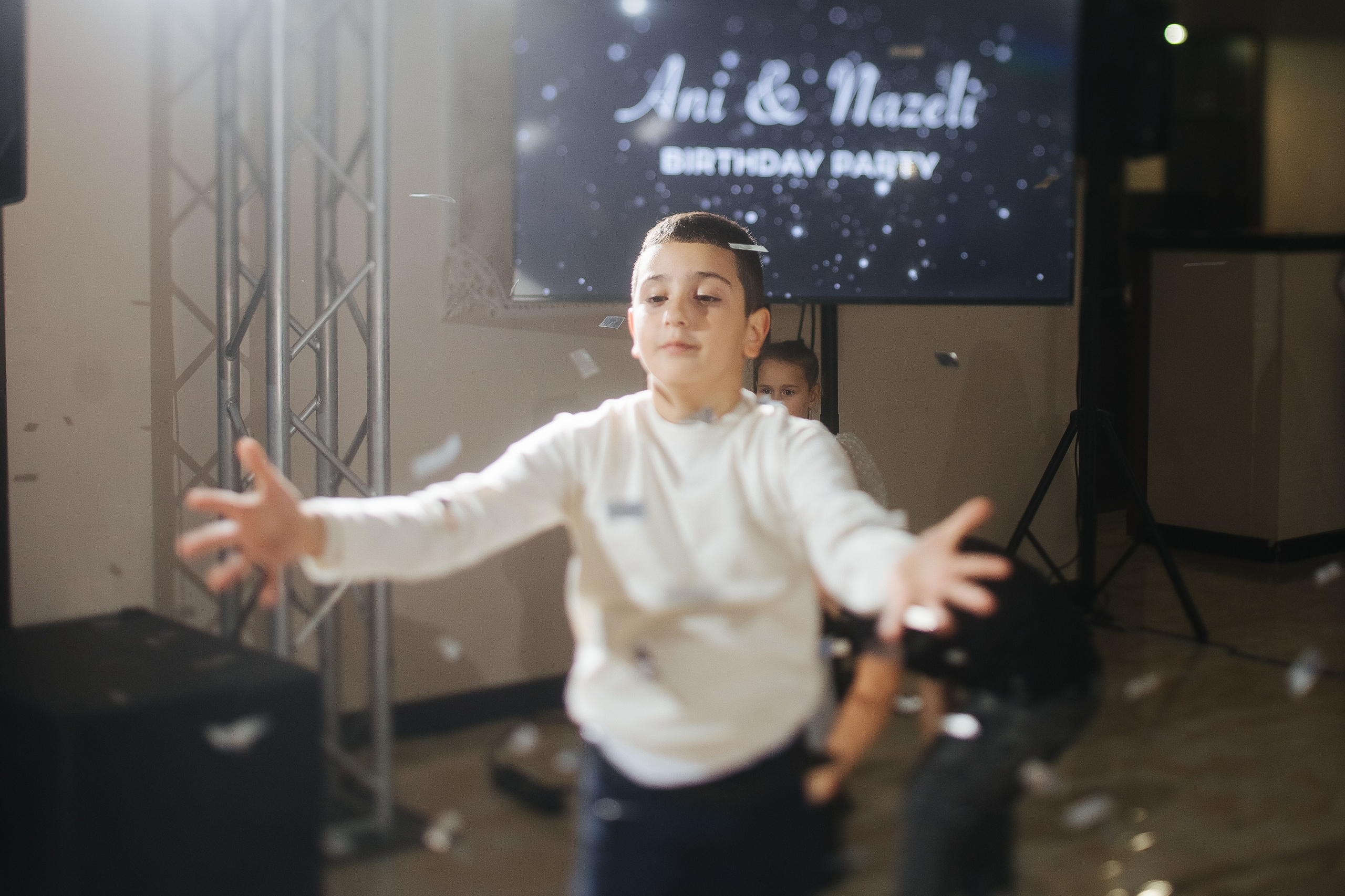 Ани и Назели. 35&5 День рождения, «Янтарь». Фотограф в Красноярске Надежда Воскресенская