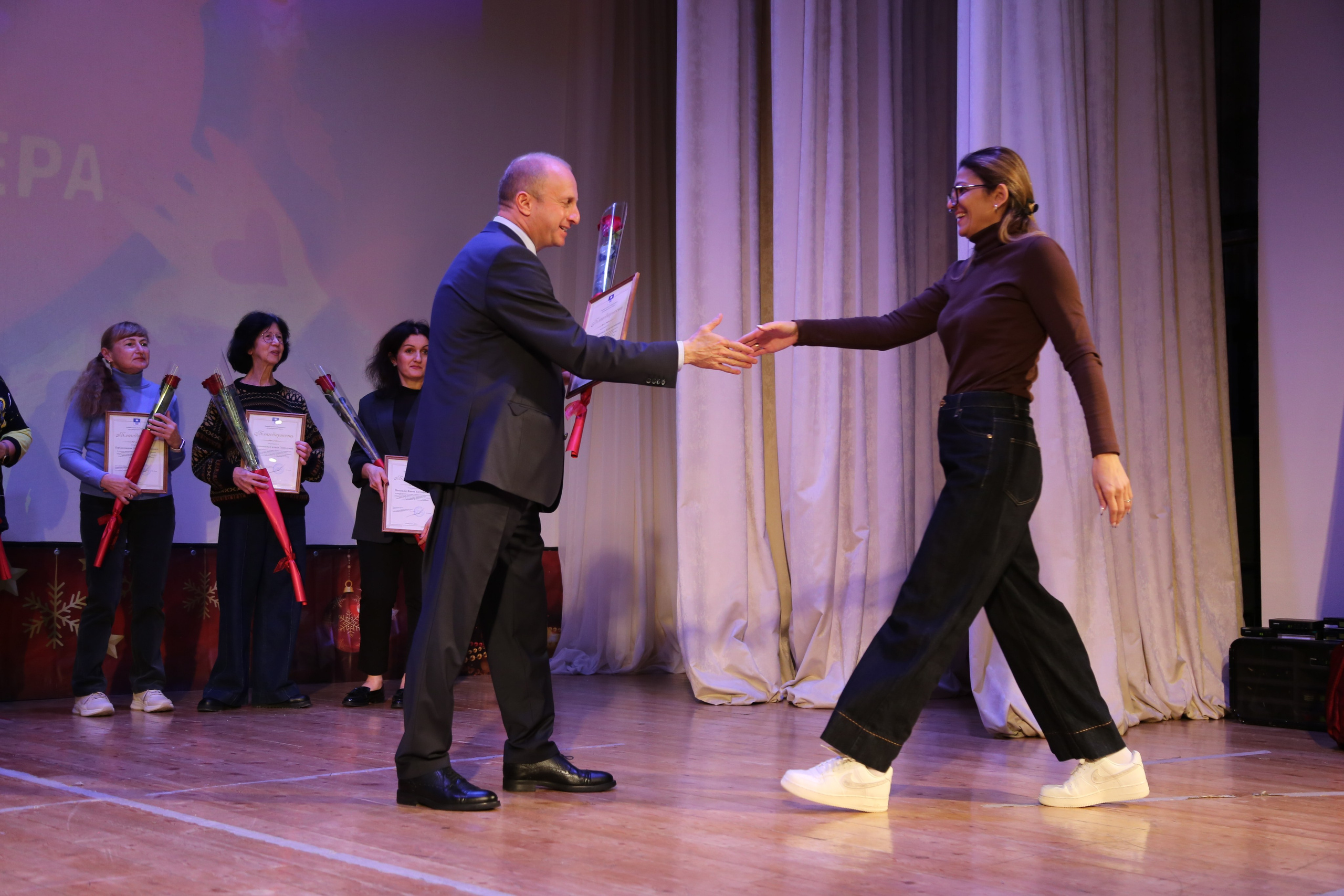 День Волонтёра. Жизнь курорта Кабардинка в фотографиях