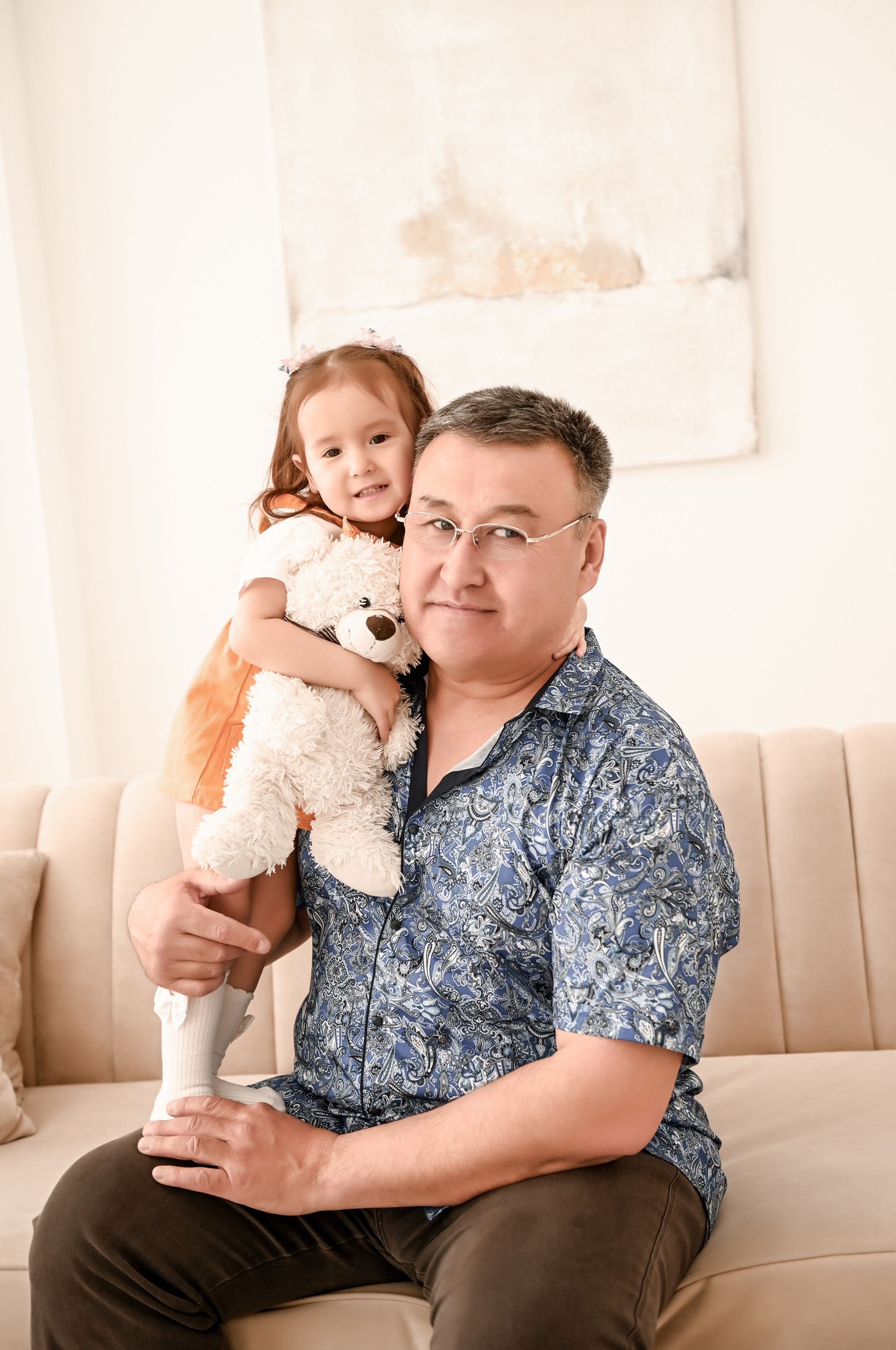 Семейная студийная  фотосессия 2. Свадебный, семейный, детский, контент фотограф в Омске Максим Ильин