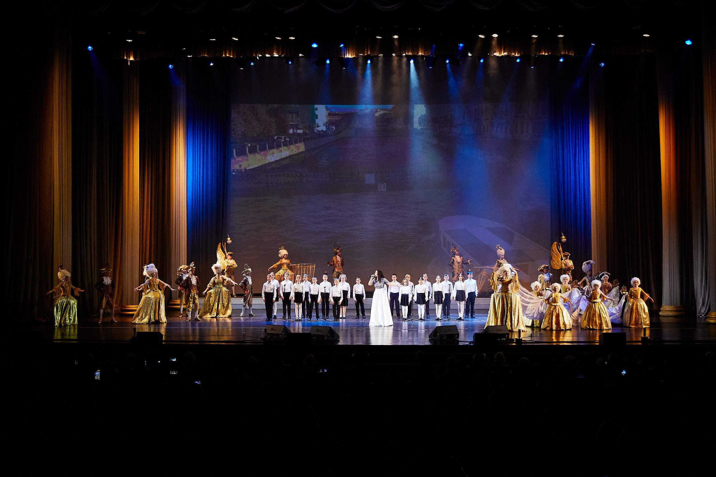 30-летний юбилей гимназии № 642 «Земля и Вселенная». Алексей Соколов. Фотограф. Санкт-Петербург