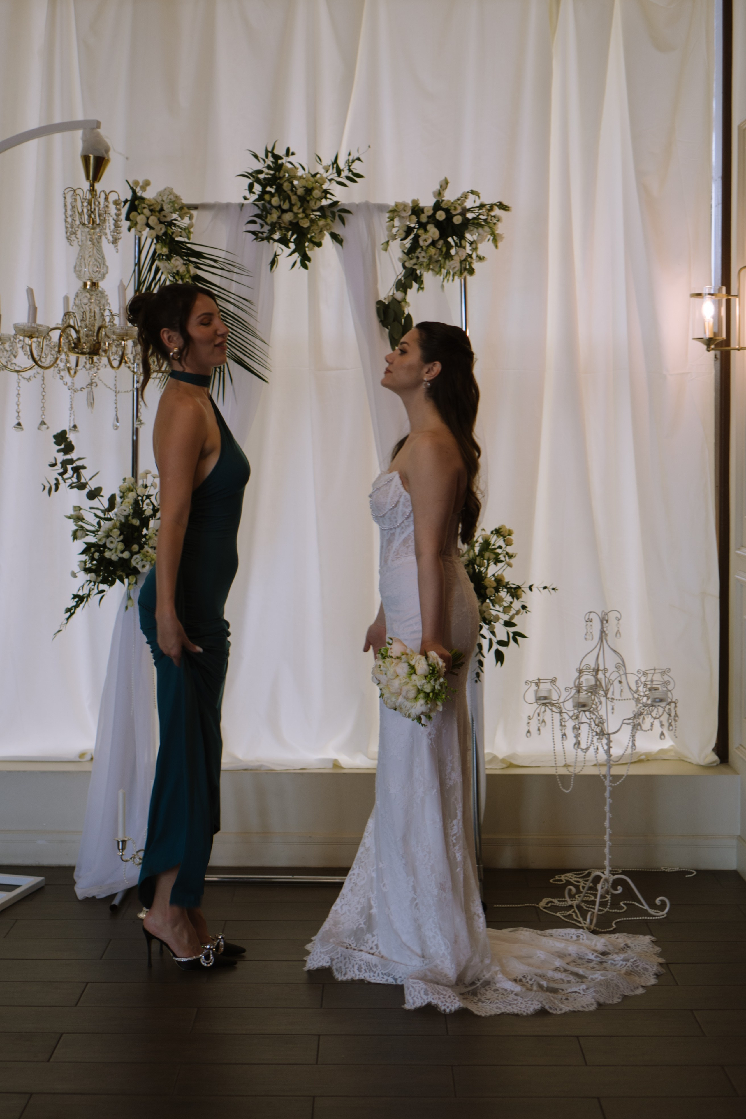 СВАДЕБНЫЙ БАНКЕТ НА ВЛАДИМИРСКОЙ В САНКТ-ПЕТЕРБУРГЕ (КАМЕРНАЯ СВАДЬБА). Профессиональный фотограф, Санкт-Петербург — Виктория Богомолова