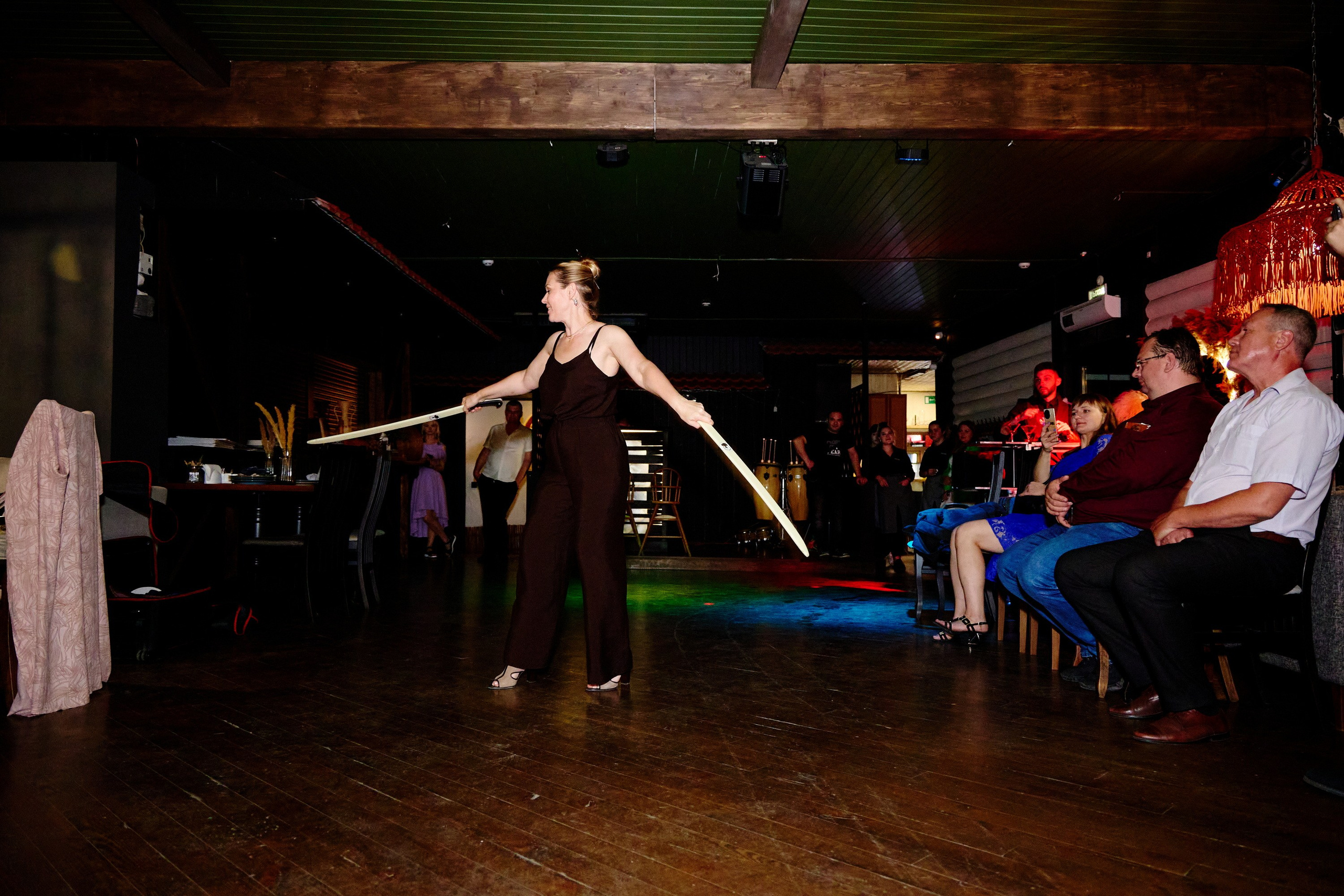 Выпускной 35 Сош. Фотограф Выпускные альбомы Таганрог Сергей Коробченко