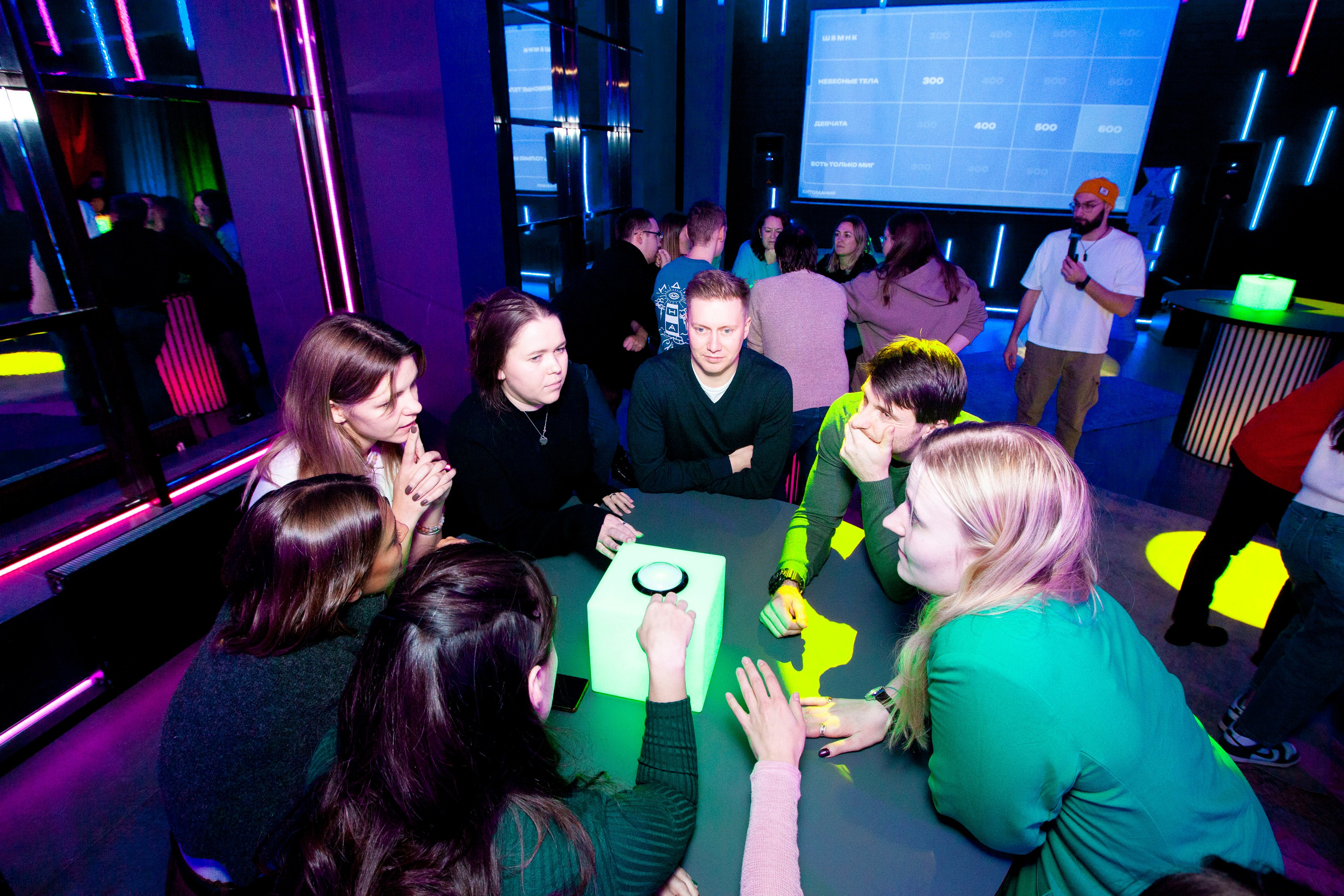 Хитомания. Stanislav Baryshev — People. Emotions. Atmosphere