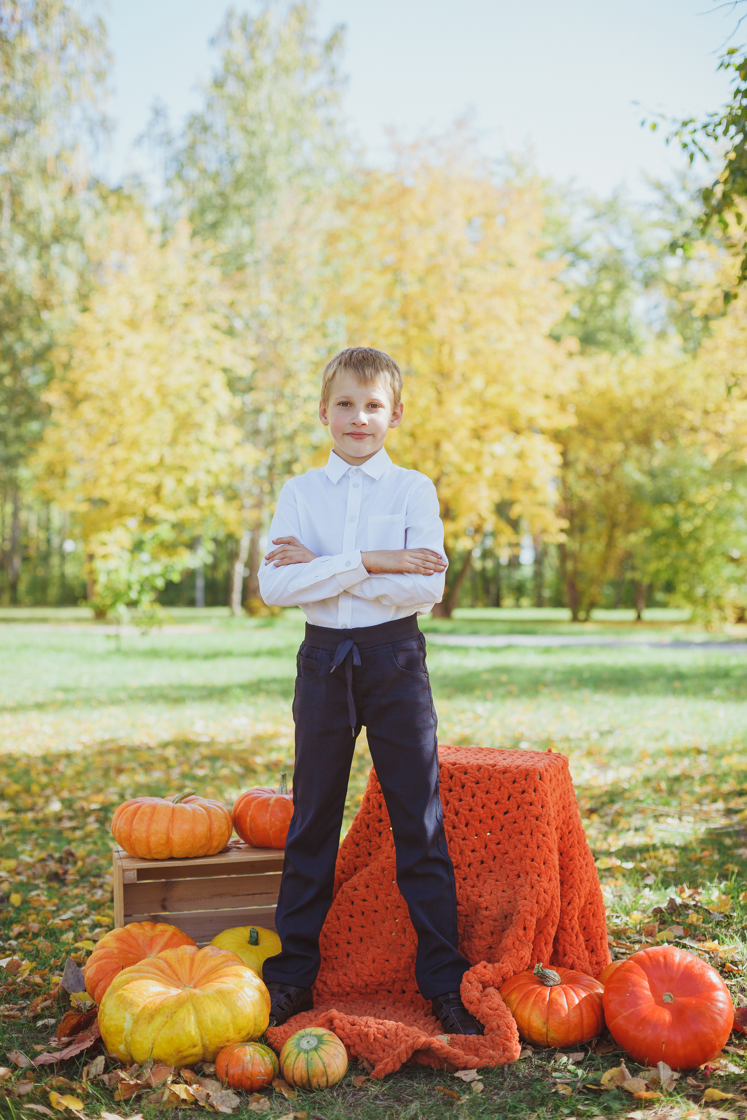 Школьная фотосессия на 31 августа. 1,2,3 сентября. Портреты детей 4-6 штук. Групповые общие 2-5 шт. Цена 450р. (1). Семейный и детский фотограф в Сухом Логу Ольга Кайгородова