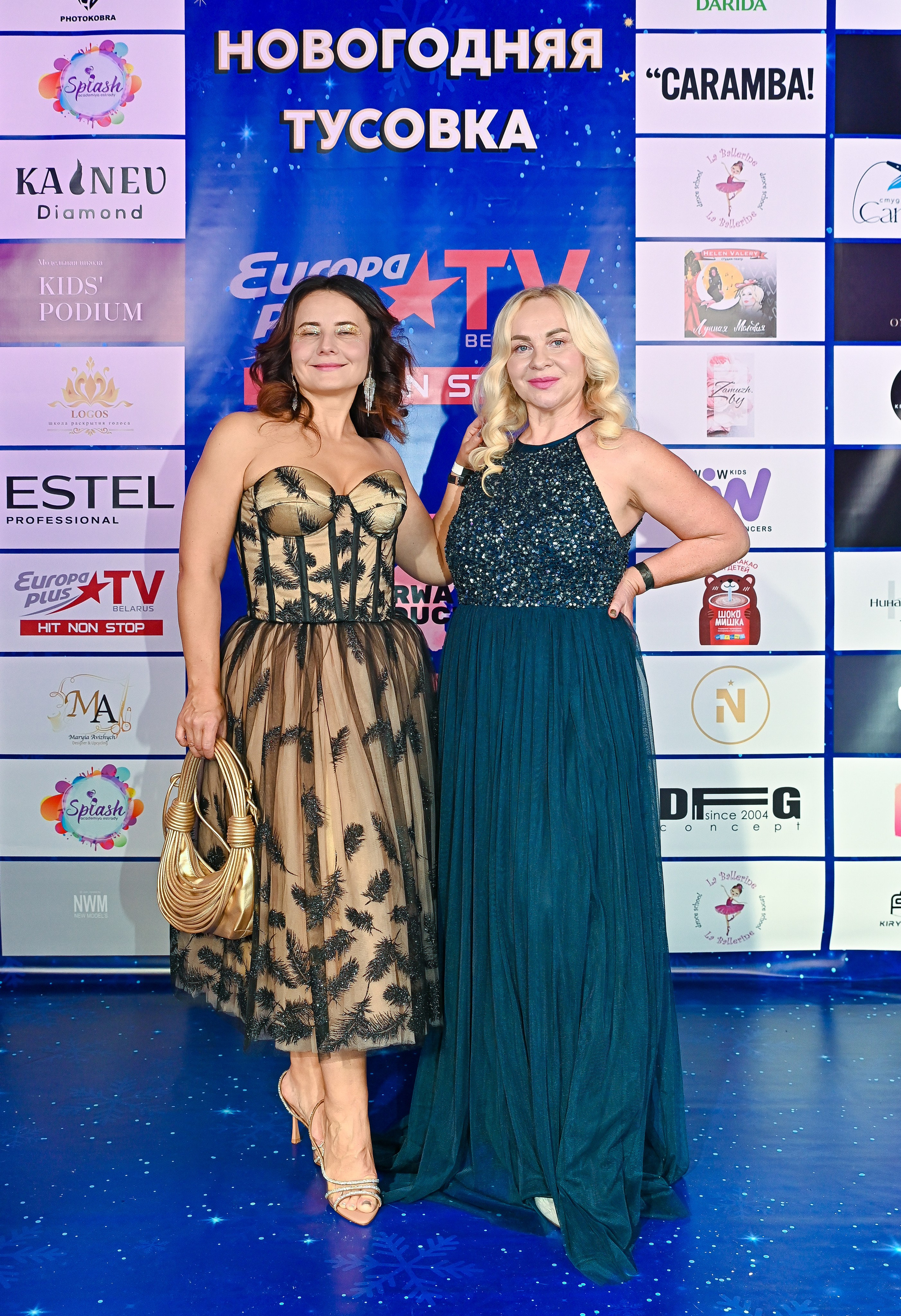 Большая новогодняя тусовка. Фотоуслуги, услуги фотографа, фотографирование важных событий