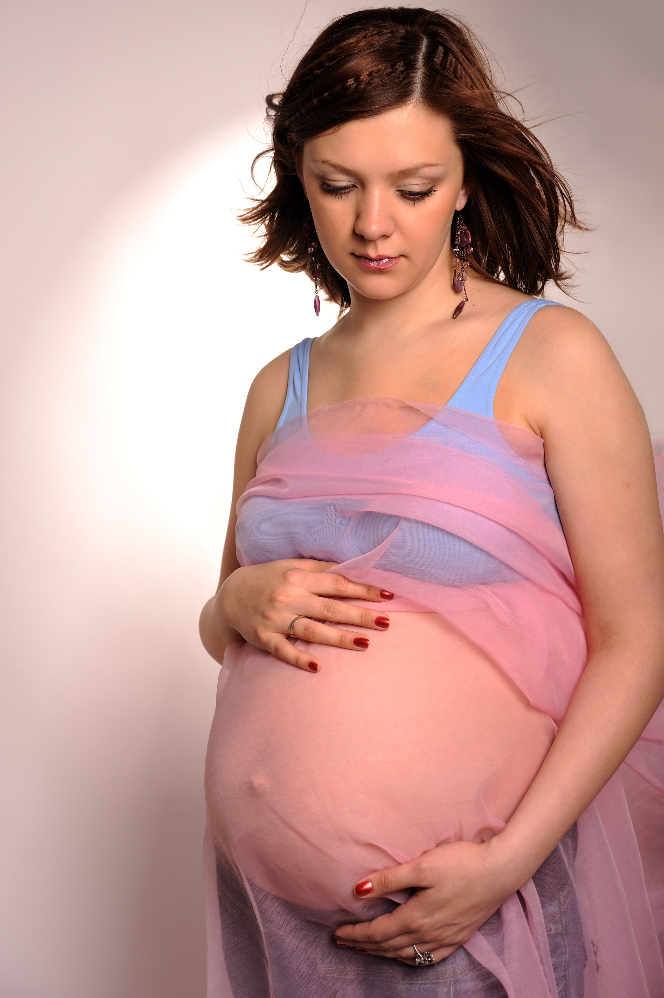 Фотосессия во время беременности от студии Love Story. Максим Матвийченко и Виктория Басова профессионалы своего дела