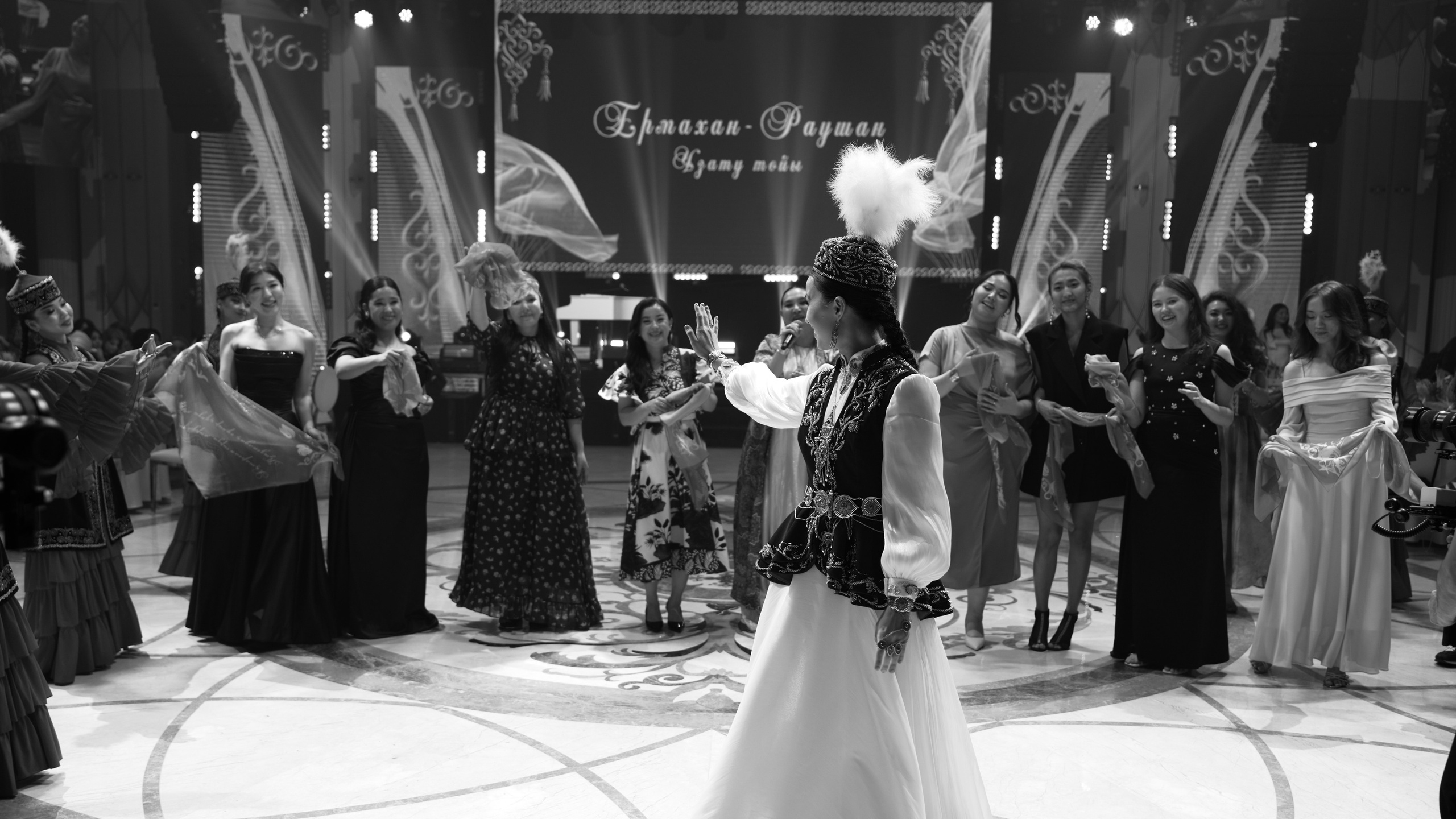 Seriya Qyz Uzatu Raushan. Wedding and reportage photographer in Аstana — Аdilkhan Ilyassov