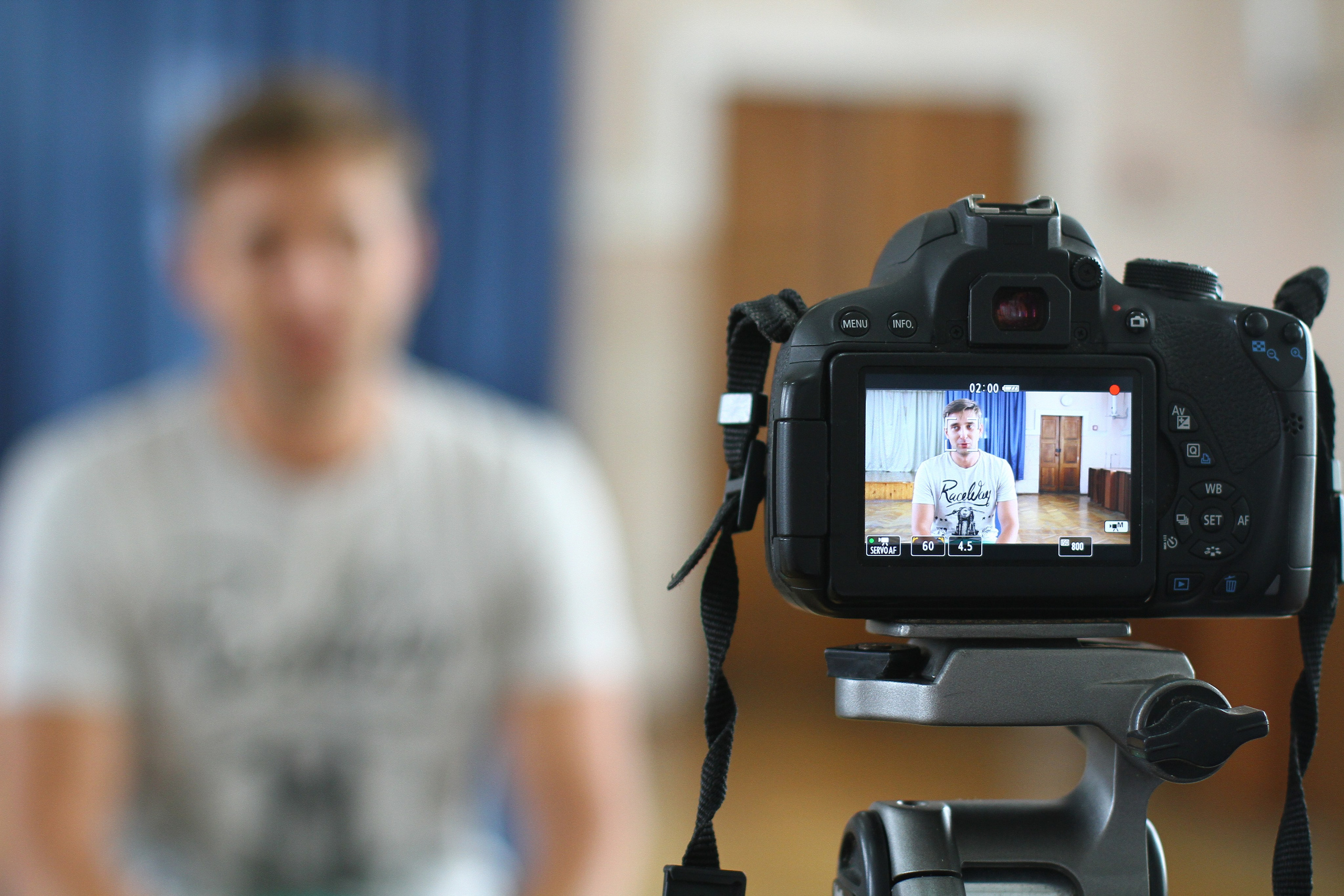 Backstage. Предметный фотограф в Симферополе Антон Катунин