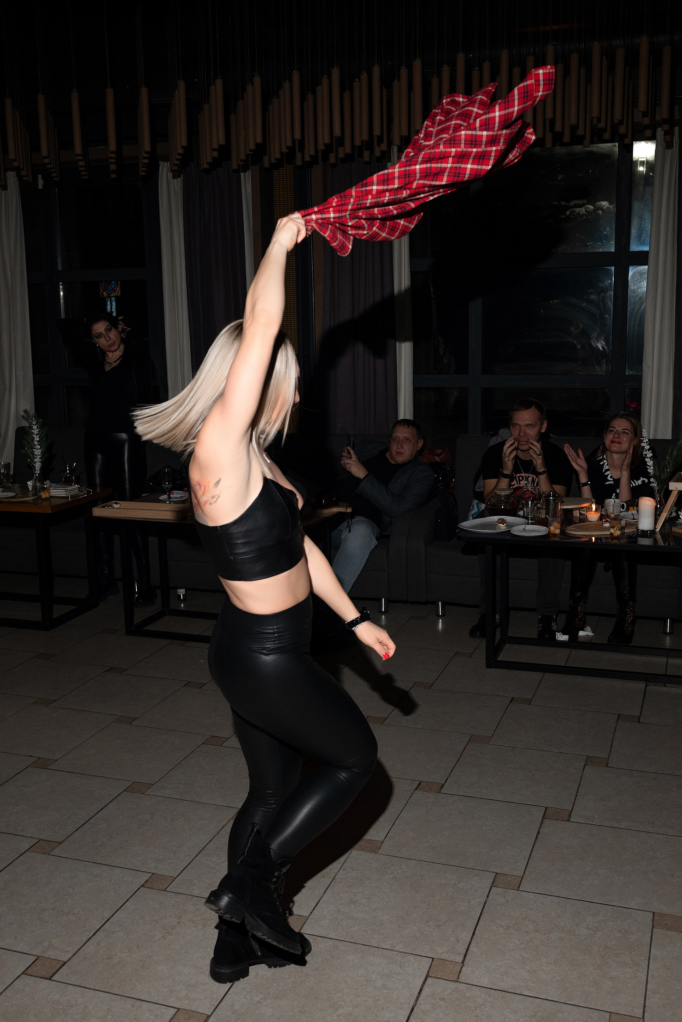 Рок — вечеринка. Бжицких Виталий — фотограф г. Ульяновск