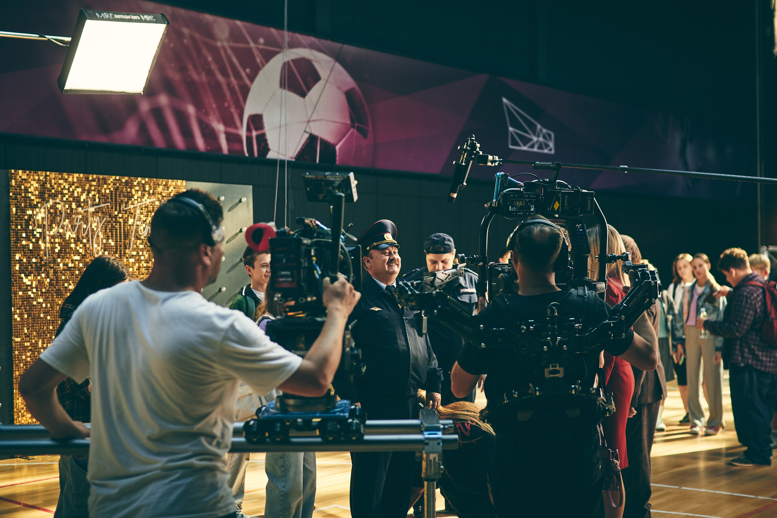 Бэкстейдж со съёмок фильма «Не одна дома 3». Портретный фотограф / актерское портфолио MSK | SPB | MINSK