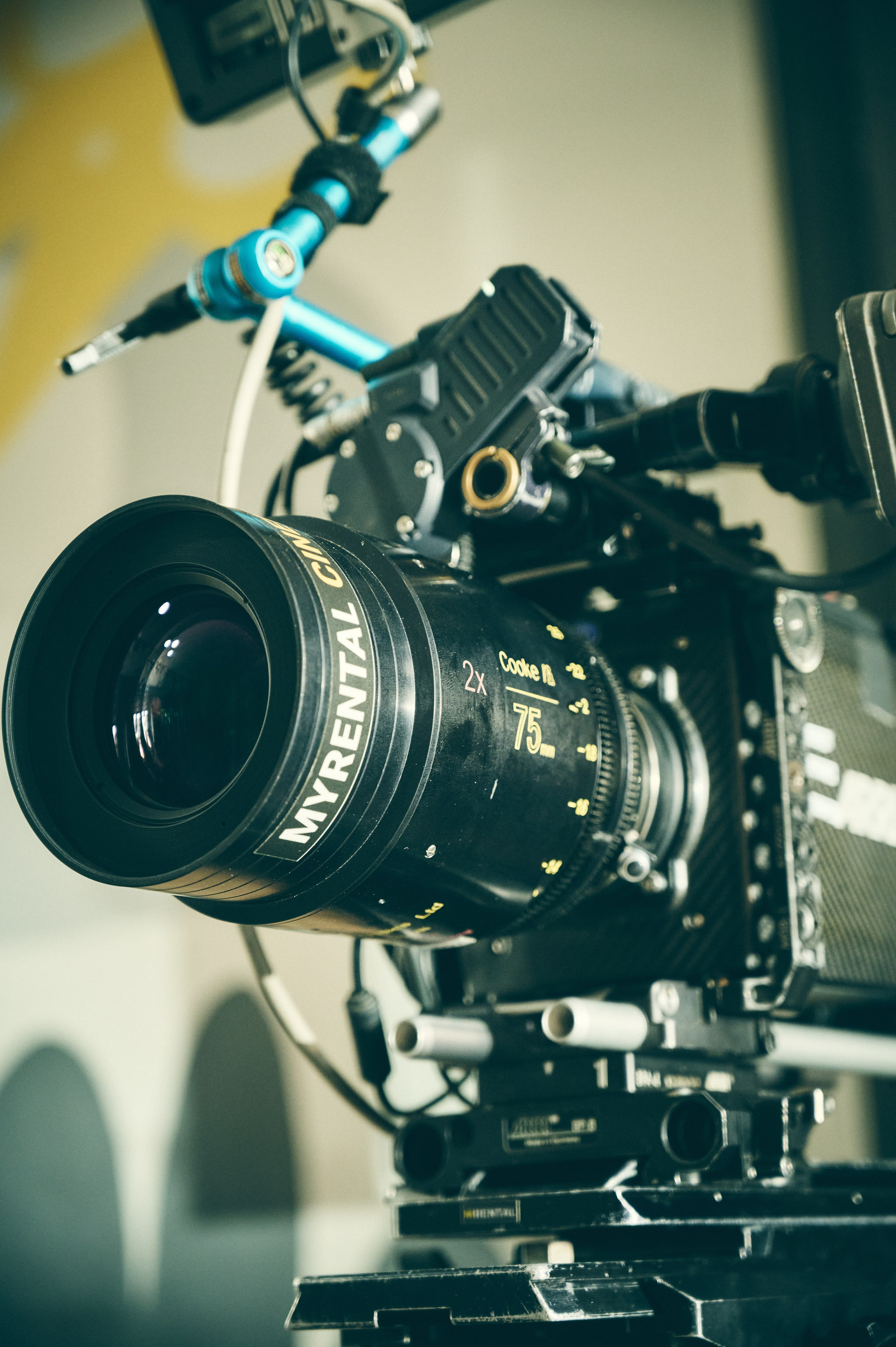 Бэкстейдж со съёмок фильма «Не одна дома 3». Портретный фотограф / актерское портфолио MSK | SPB | MINSK
